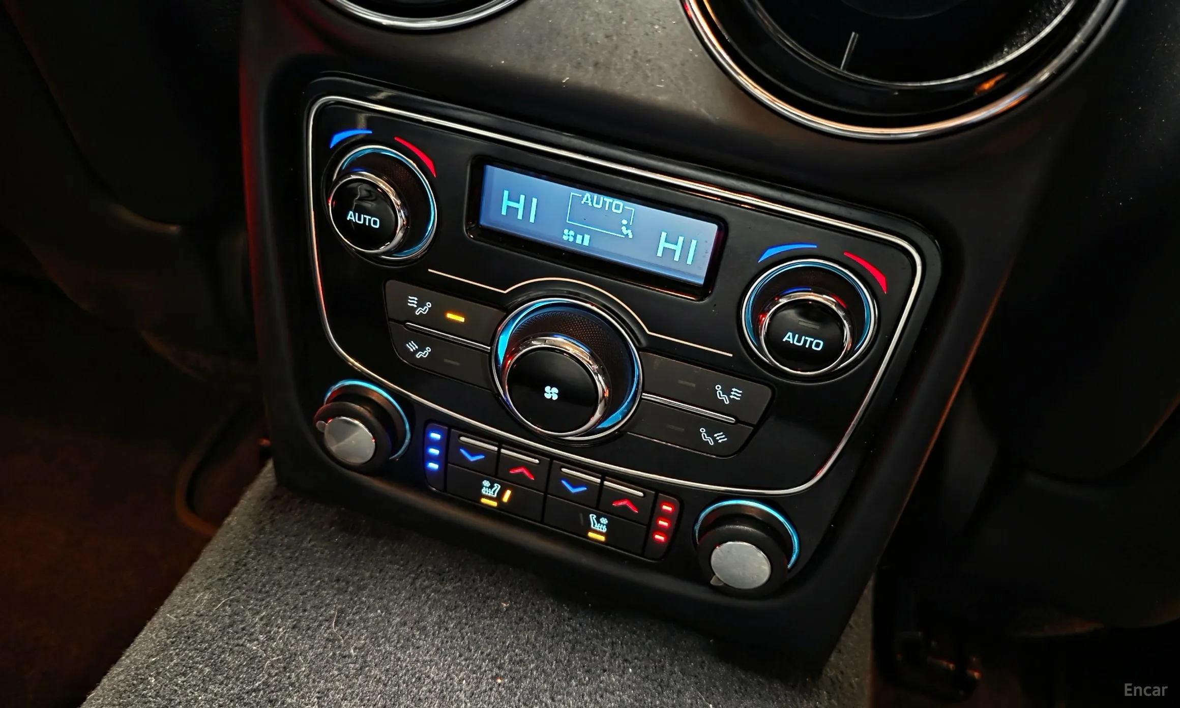 Jaguar All New XJ превью 18