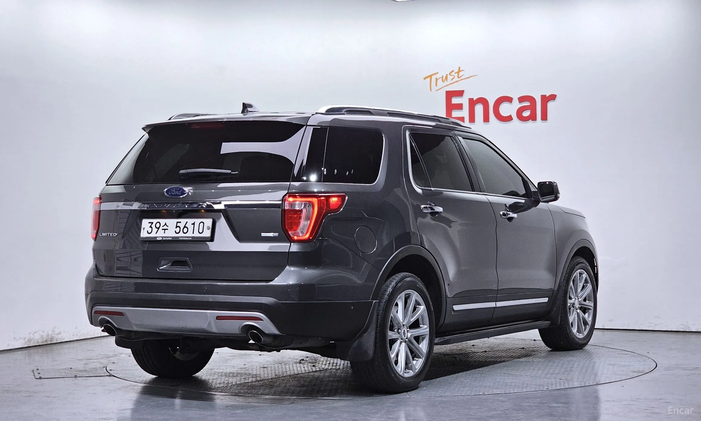 Ford Explorer превью 2