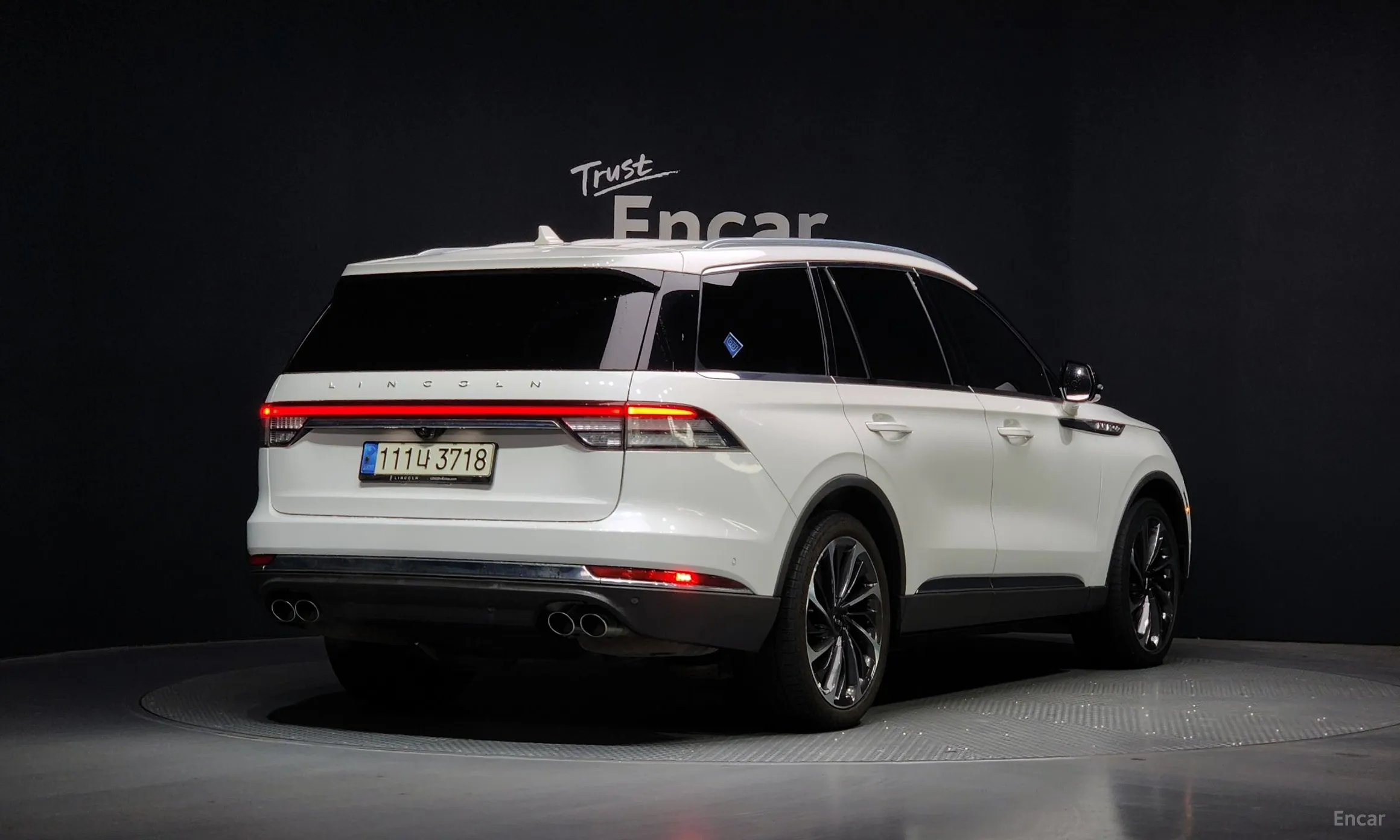 Lincoln Aviator 2nd Generation превью 2