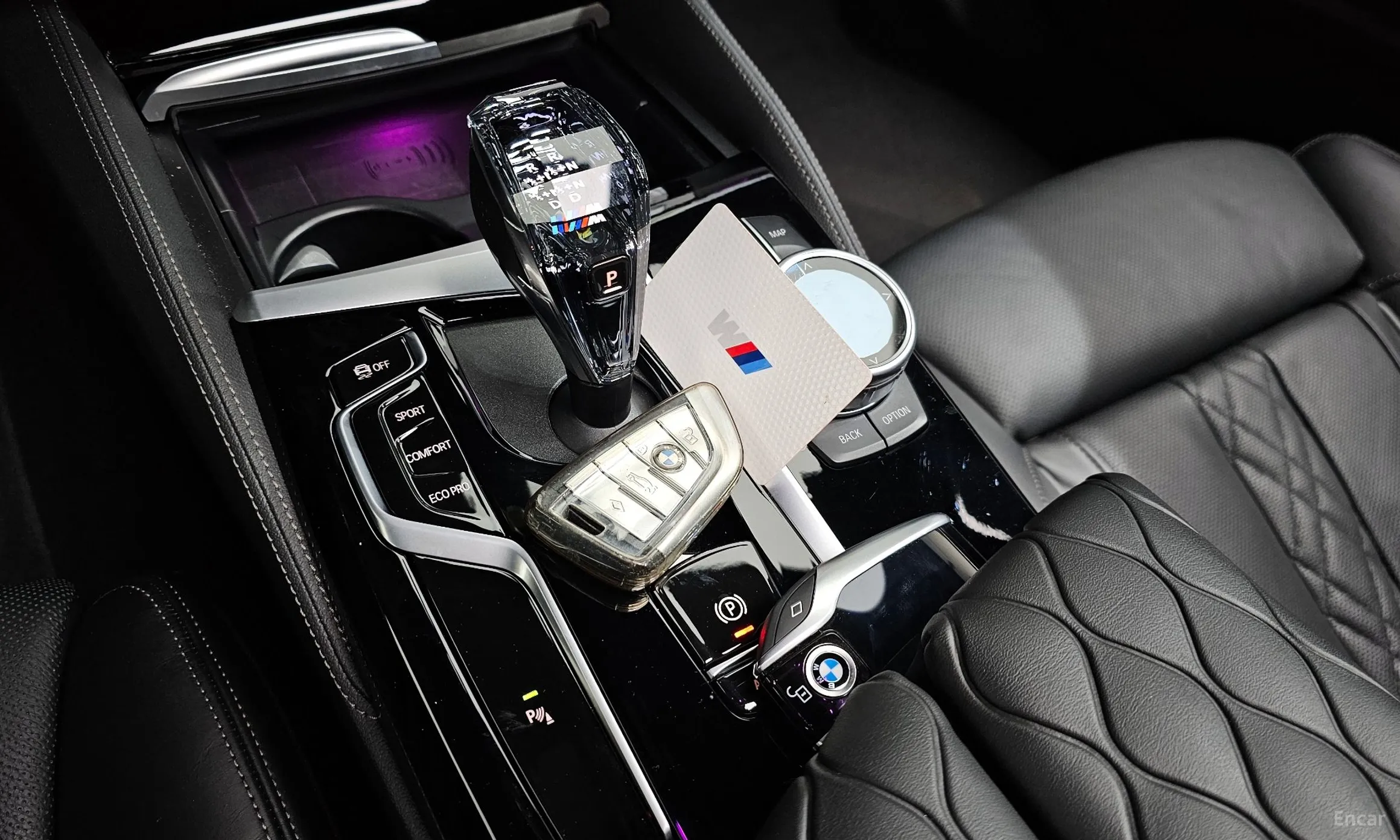BMW 5 Series (G30) превью 9