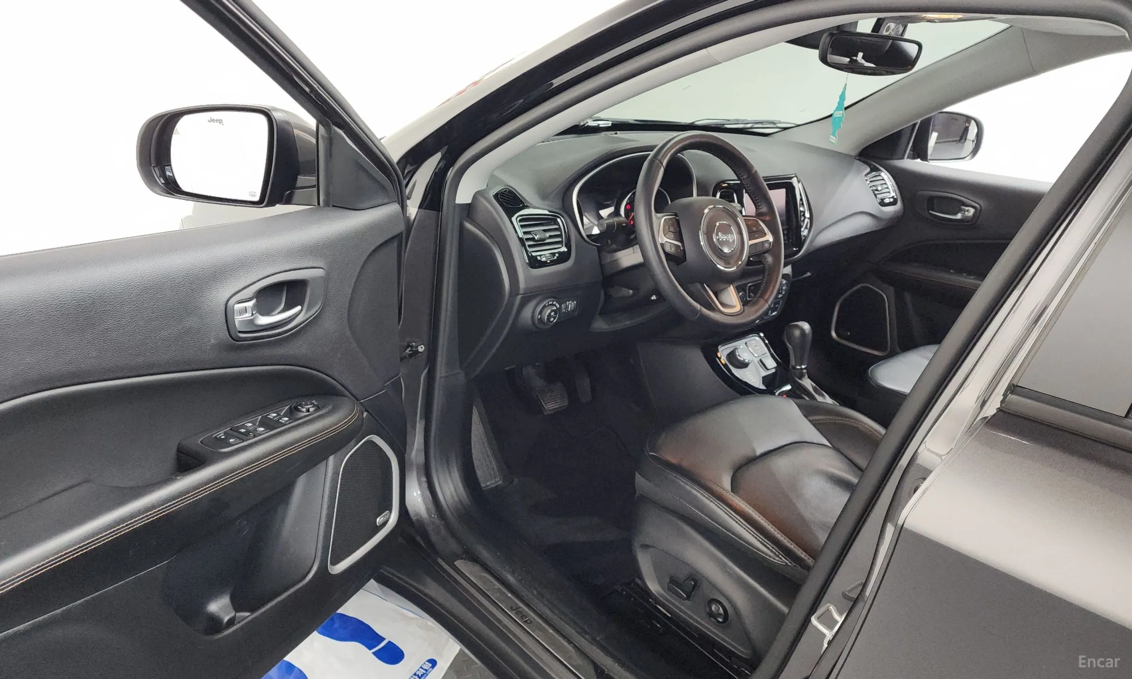 Jeep Compass 2nd Generation превью 10