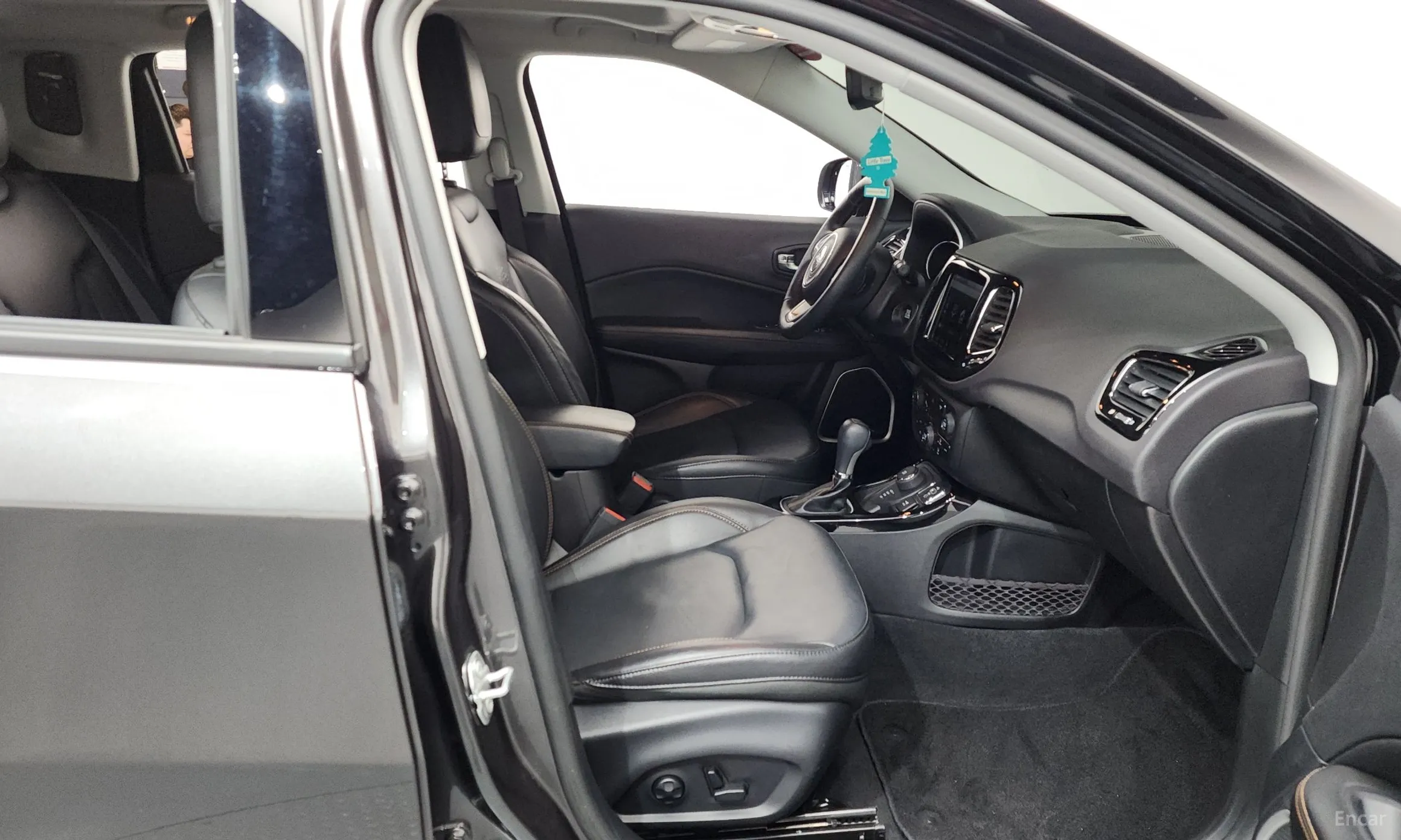 Jeep Compass 2nd Generation превью 11