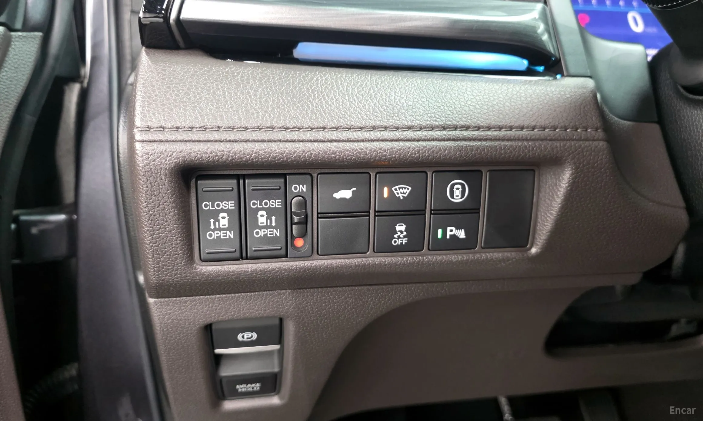 Honda Odyssey превью 19