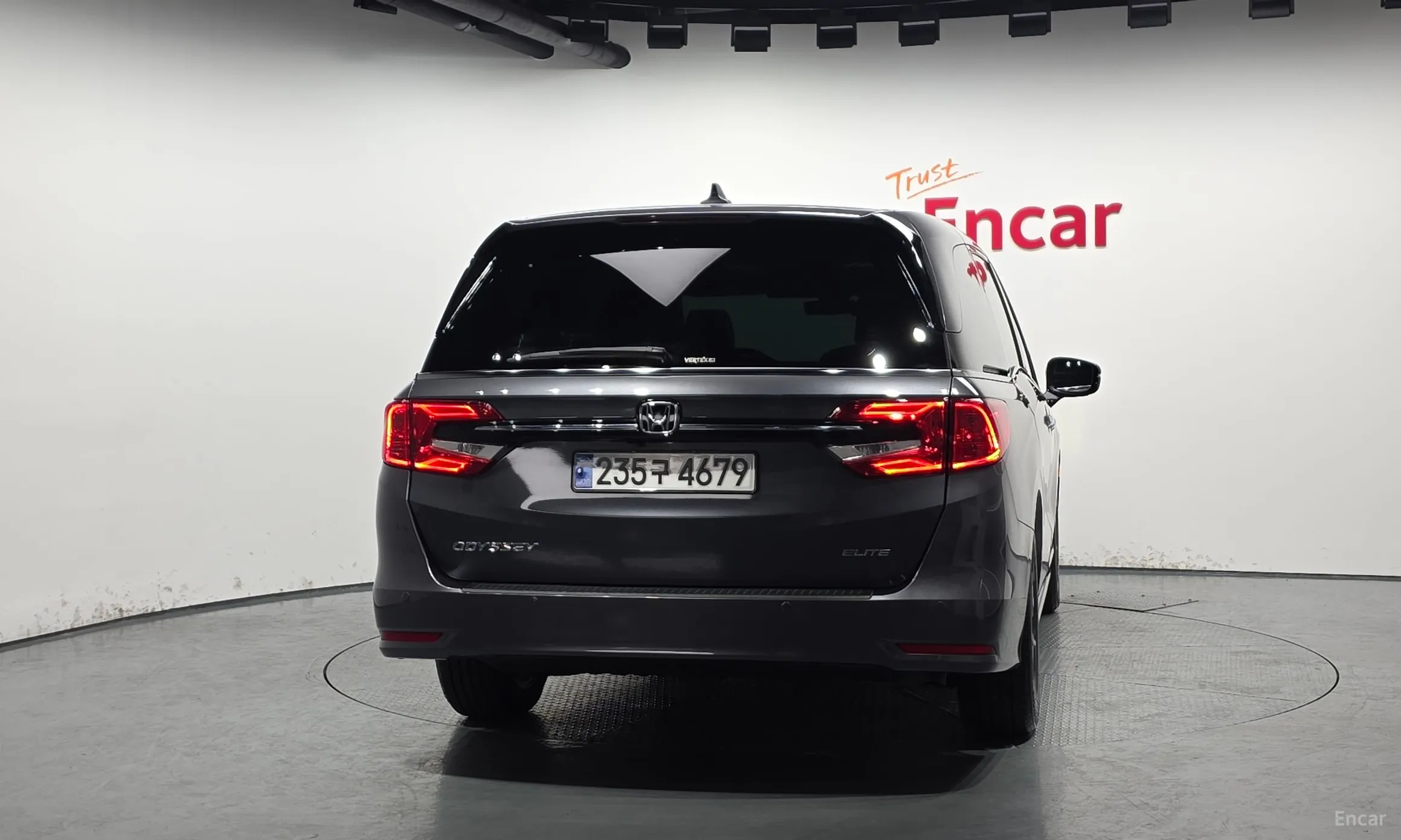 Honda Odyssey превью 4