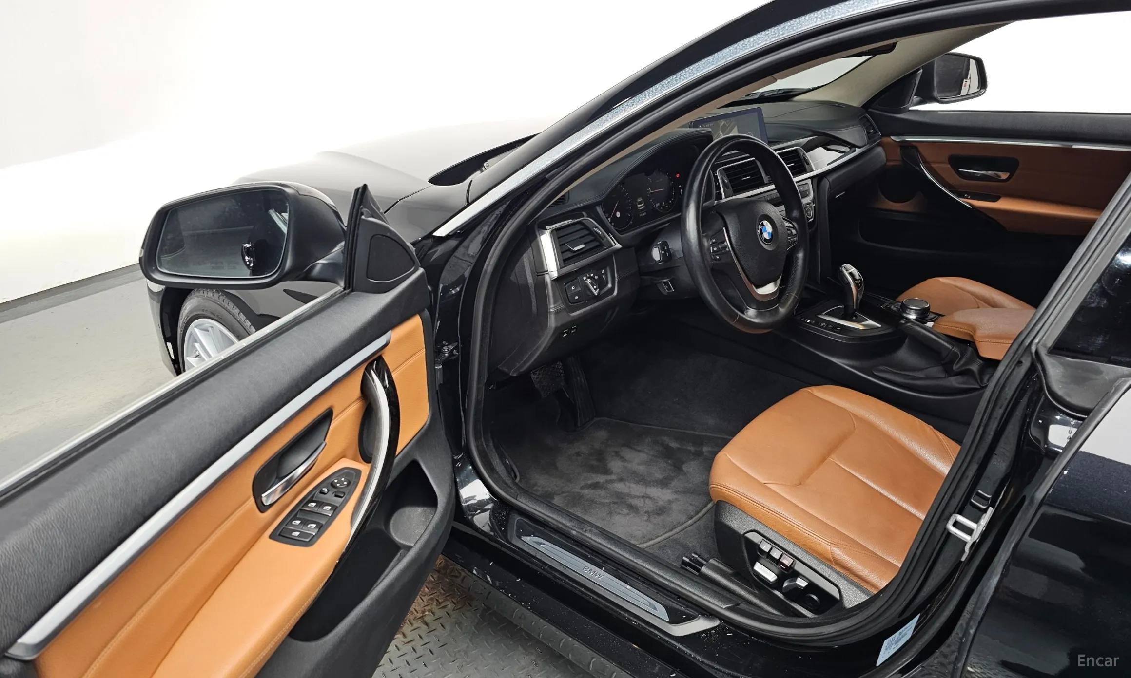 BMW Series 4 (F32) превью 11