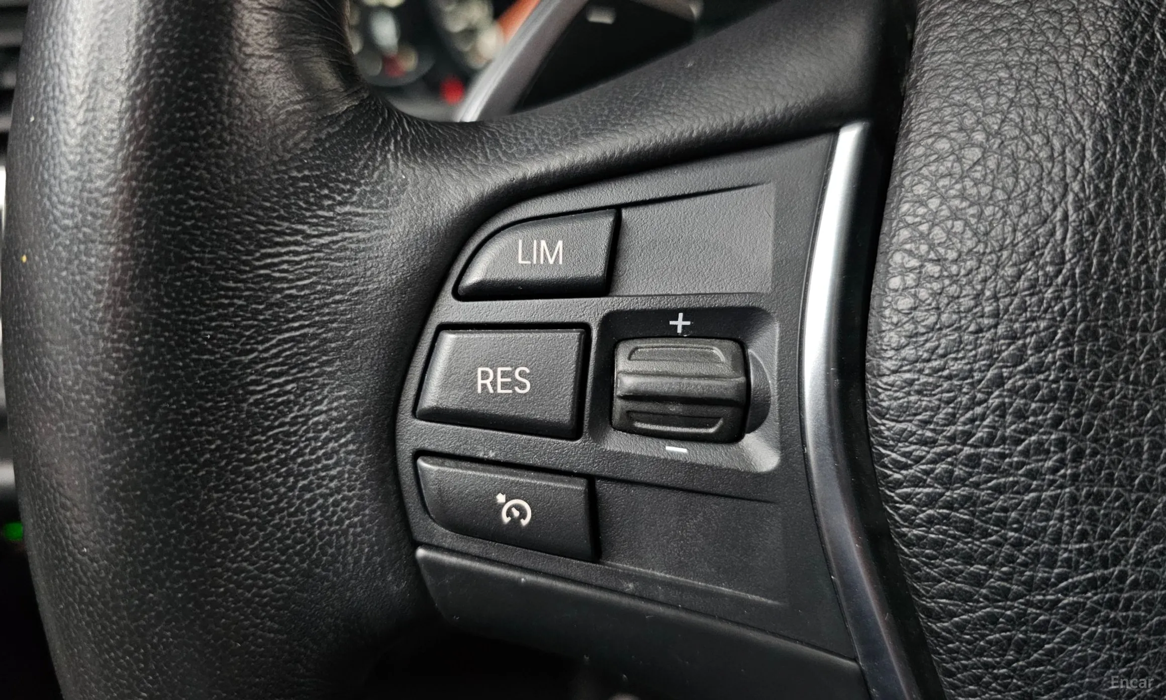 BMW Series 4 (F32) превью 18