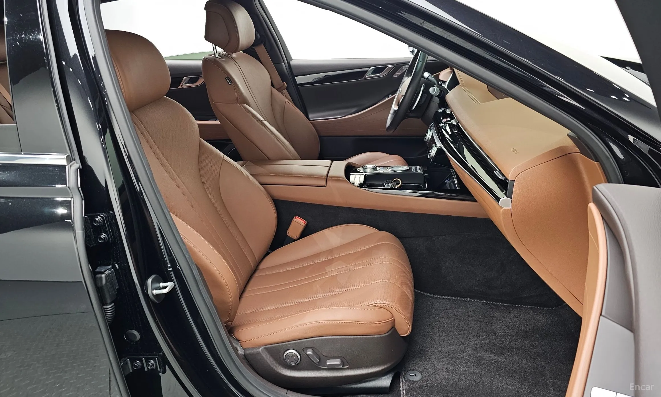 Genesis G80 (RG3) превью 12