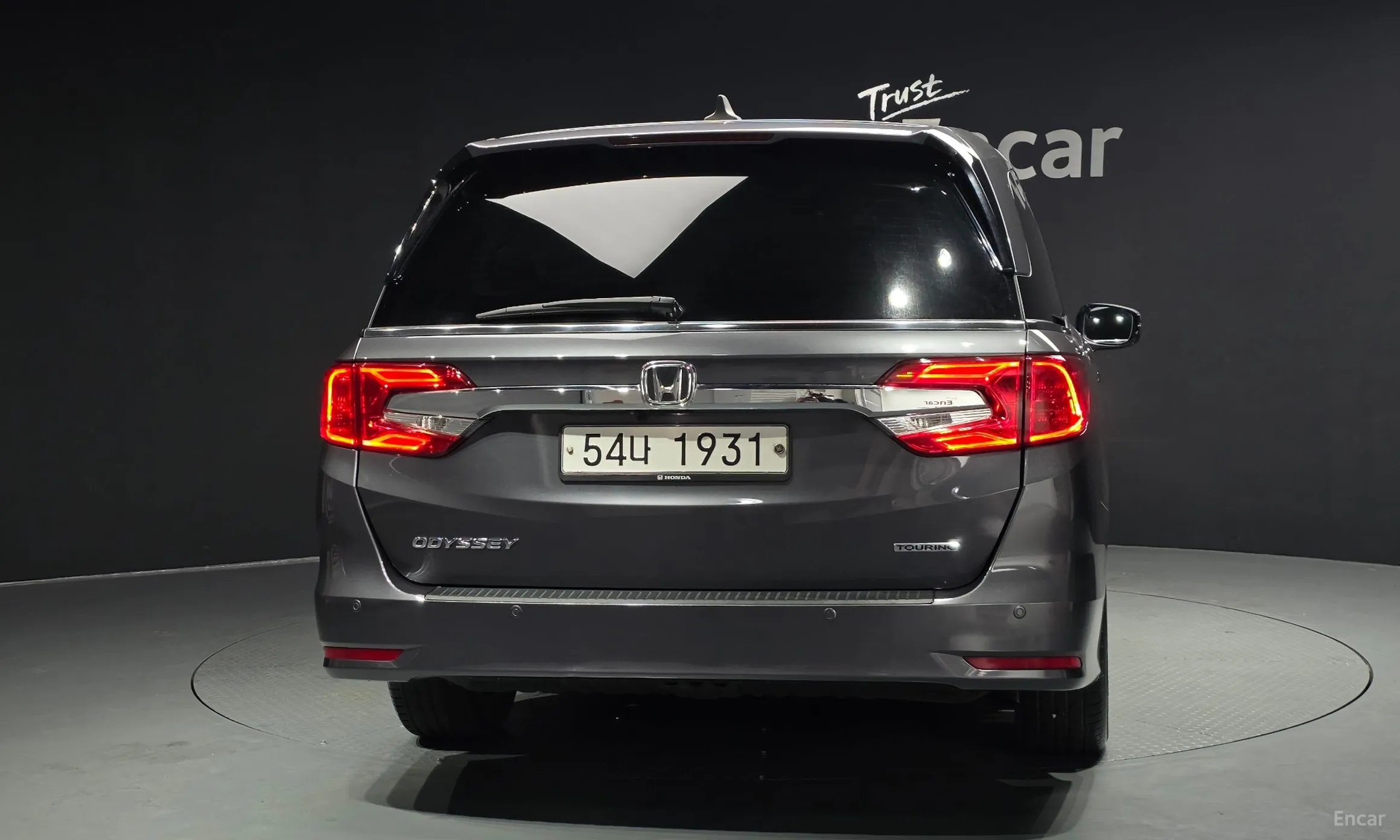 Honda Odyssey превью 4