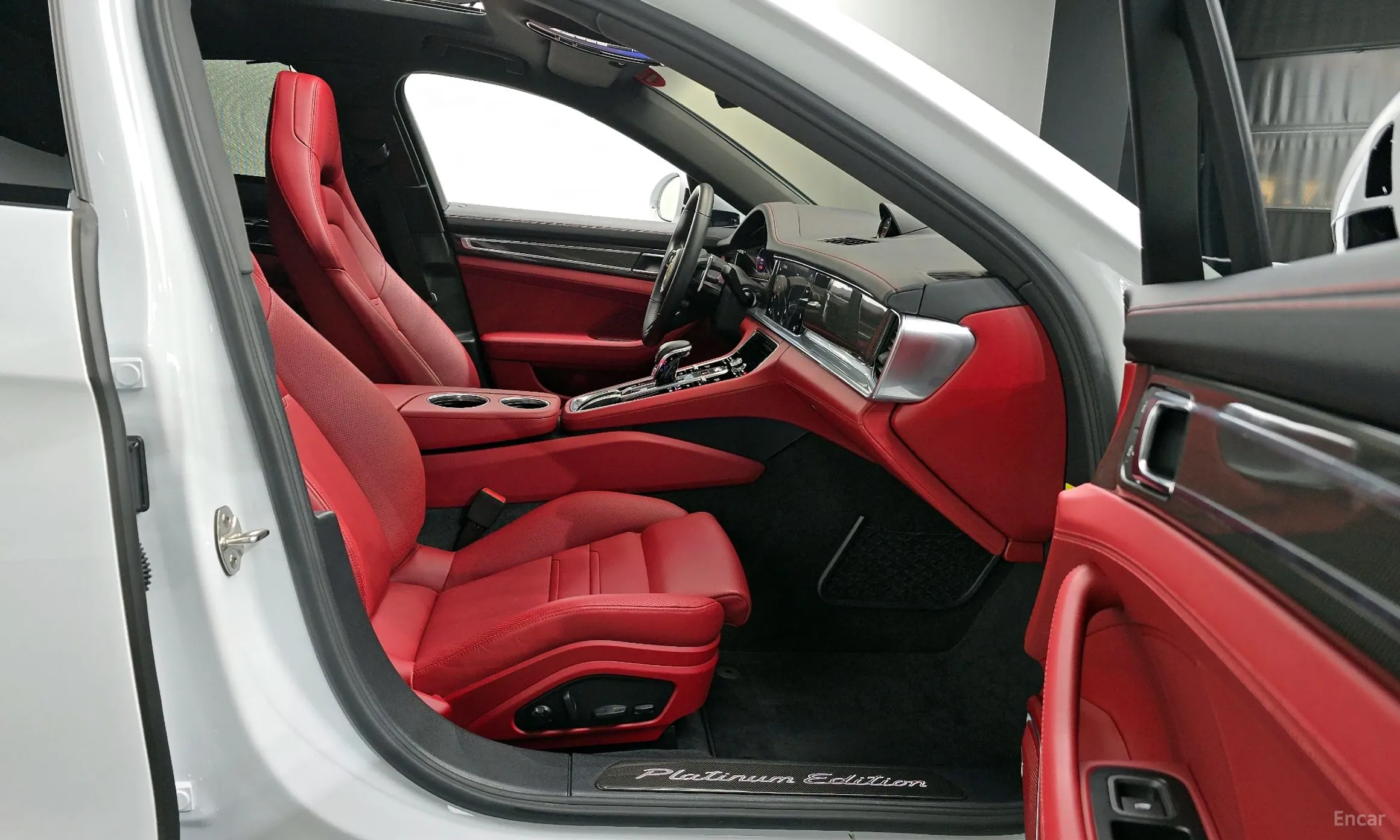 Porsche Panamera (971) превью 11