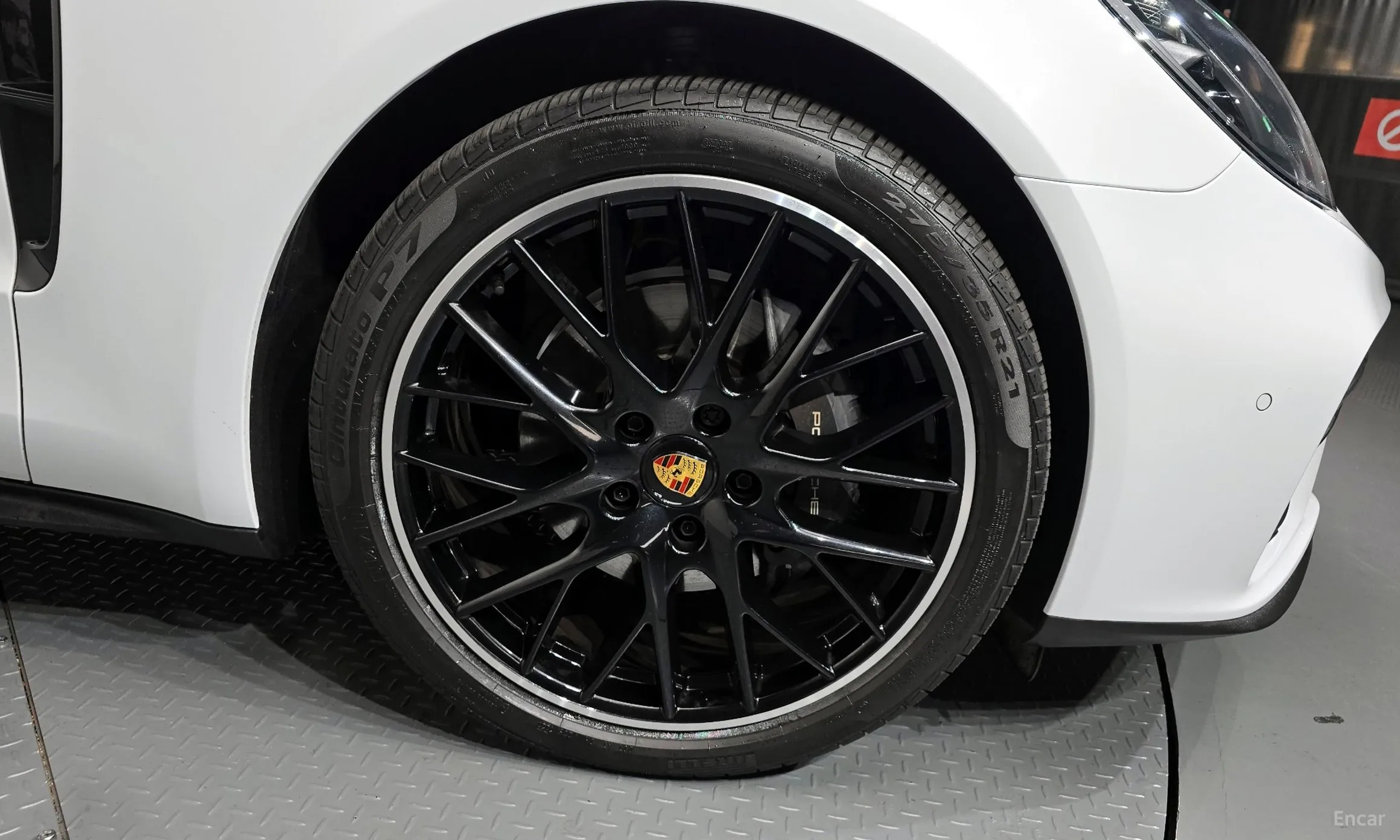 Porsche Panamera (971) превью 5
