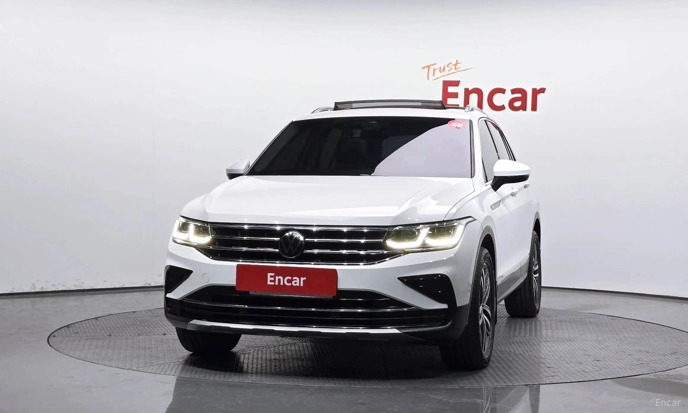 Volkswagen Tiguan 2nd Generation превью 3