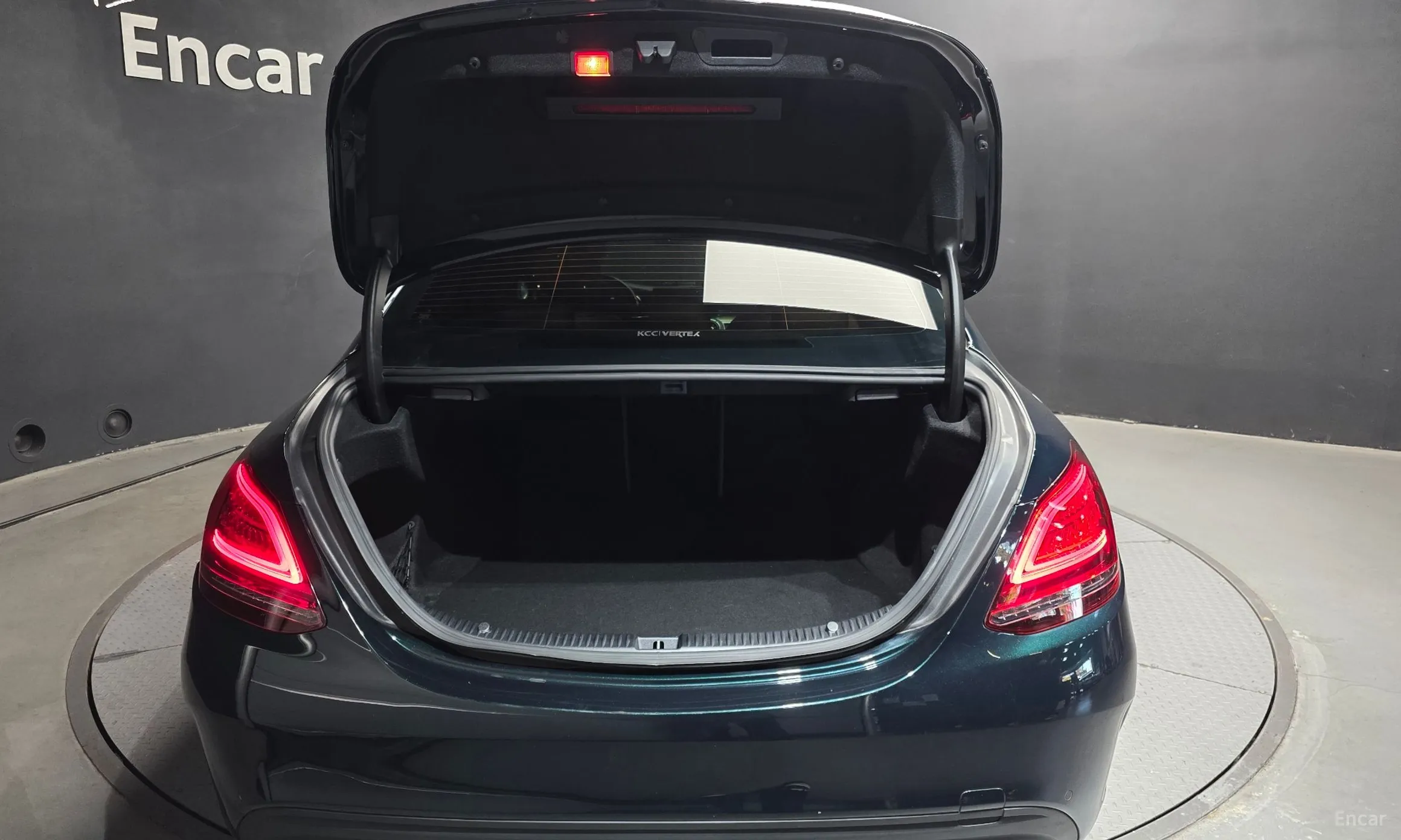 Mercedes Benz C-Class W205 превью 20