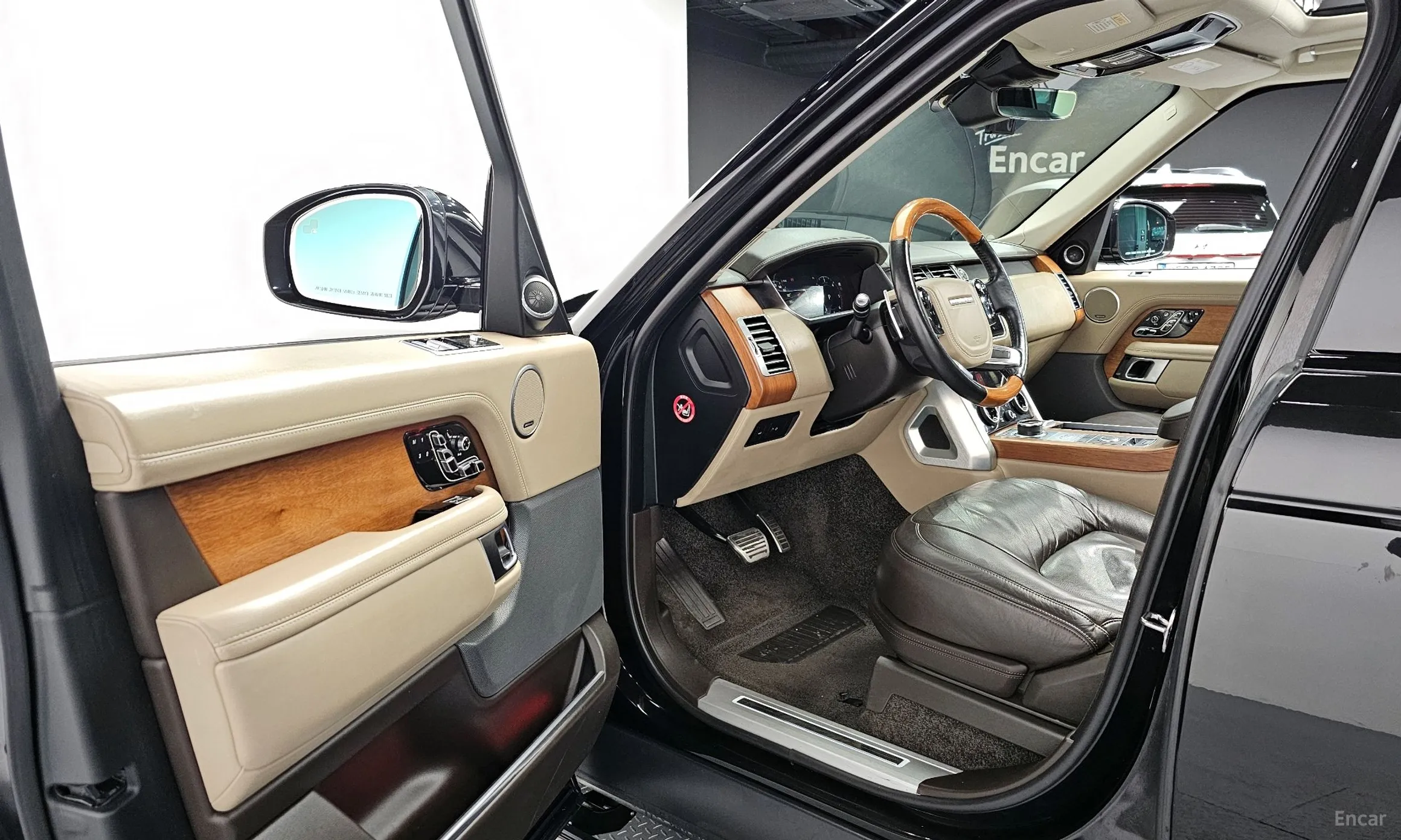 Land Rover Range Rover 4th Generation превью 11