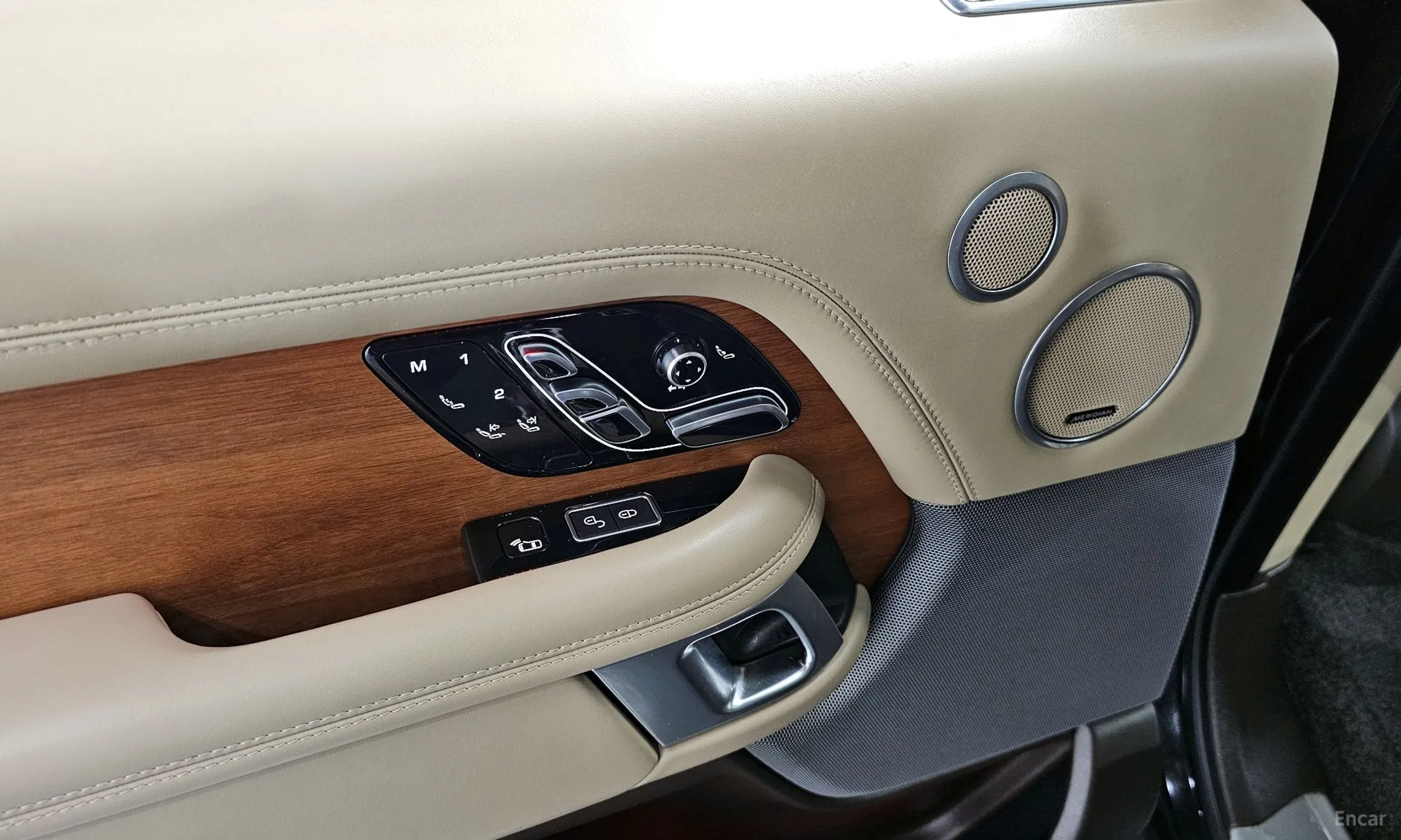 Land Rover Range Rover 4th Generation превью 20