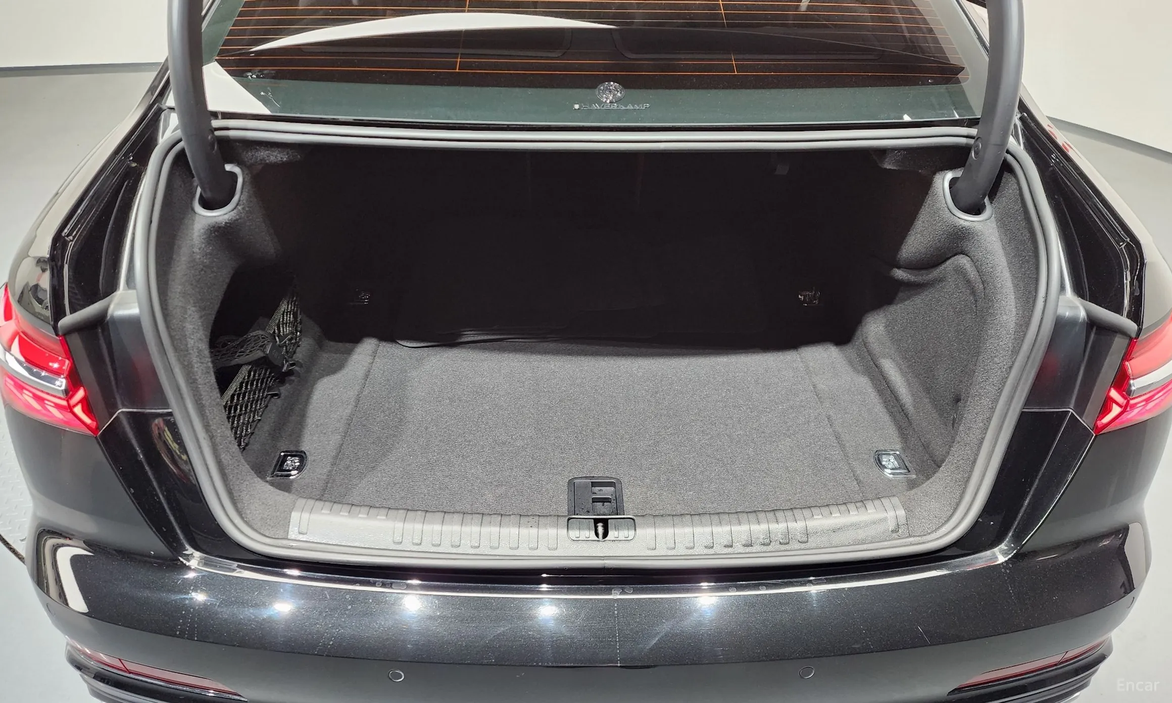 Audi A6 (C8) превью 20