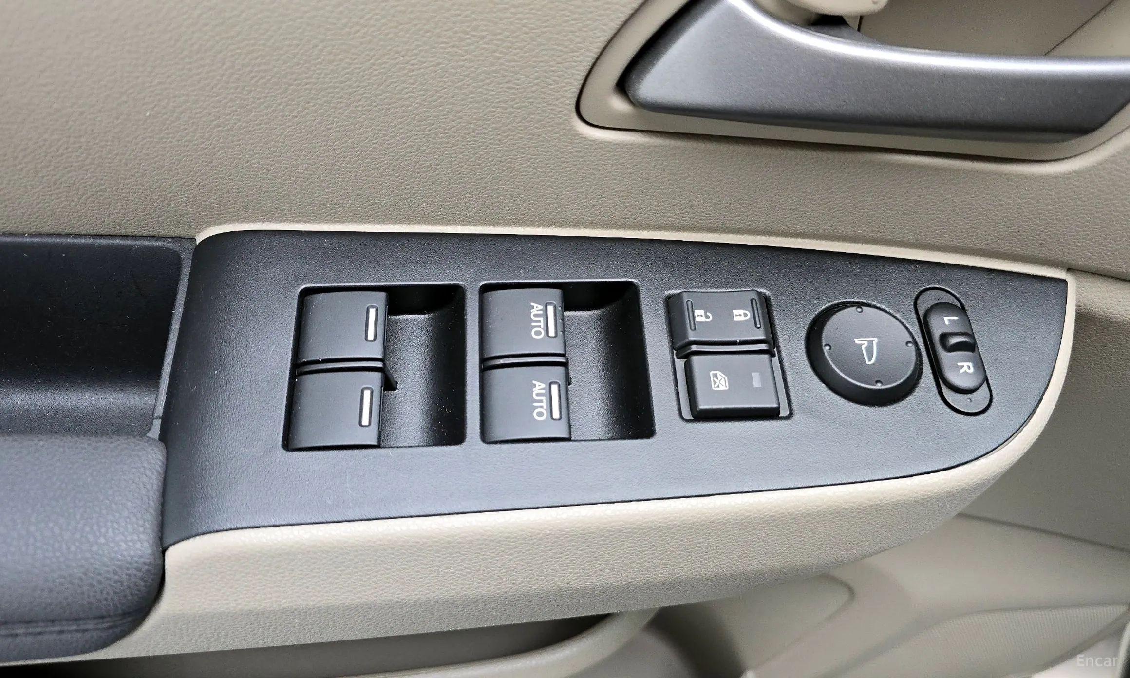 Honda Odyssey превью 18