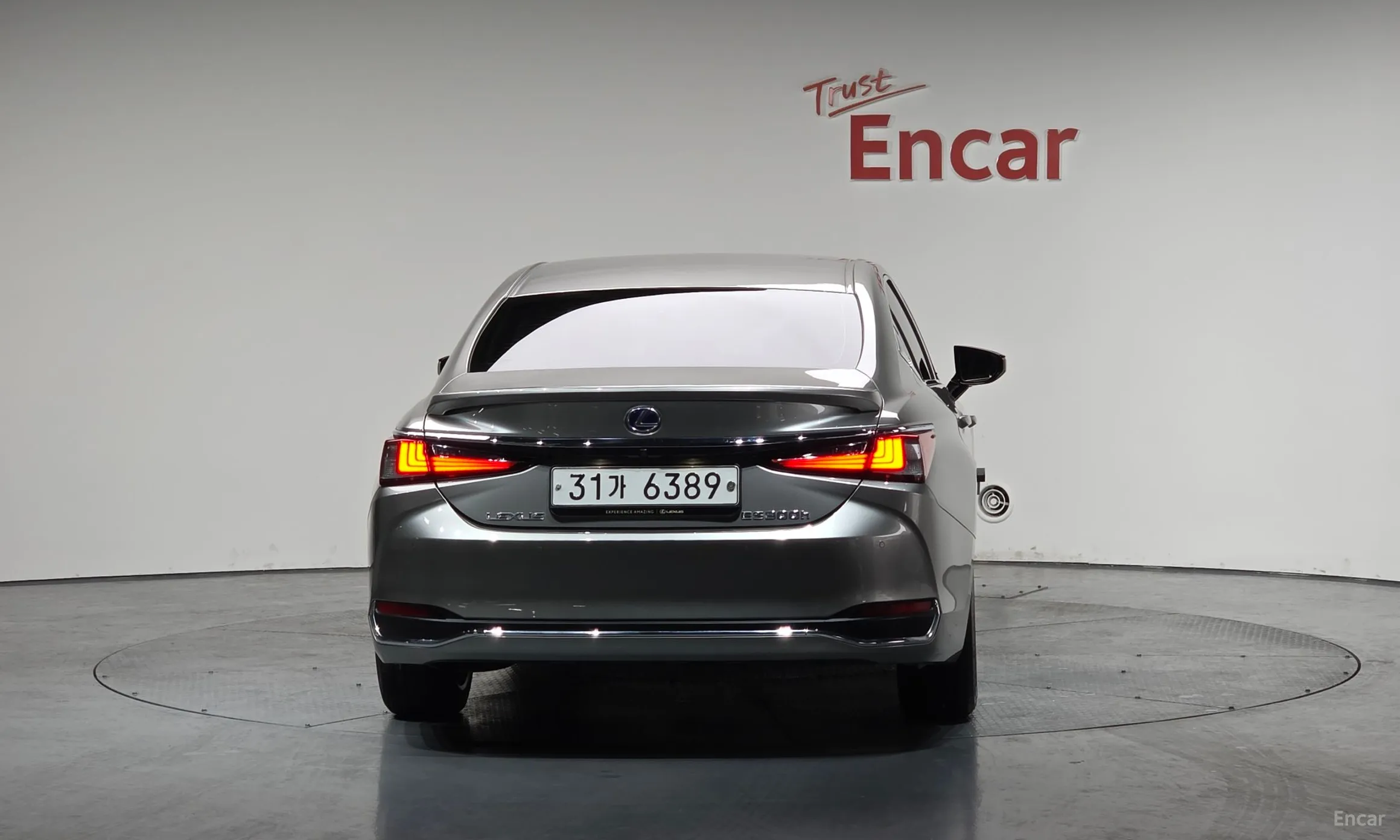 Lexus ES300h 7th Generation превью 4