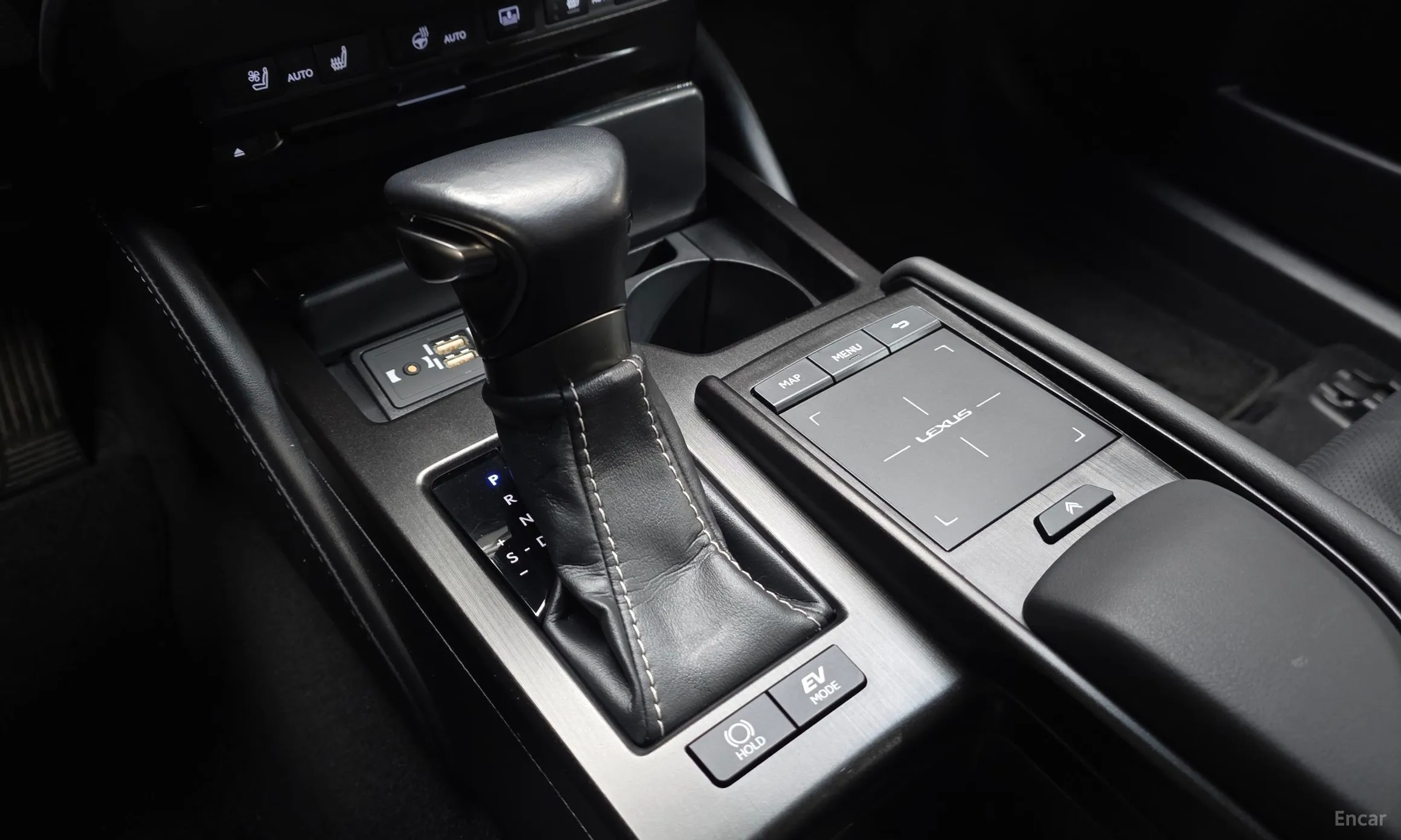 Lexus ES300h 7th Generation превью 9