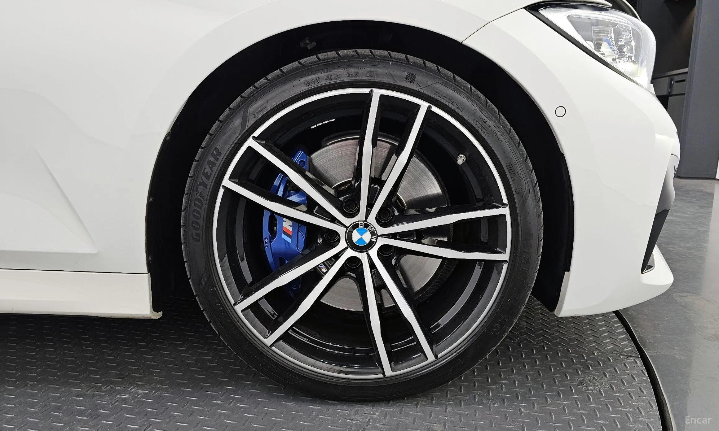 BMW 3 Series (G20) превью 5