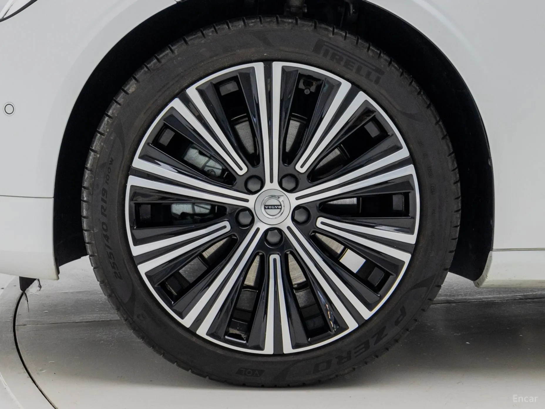 Volvo S90 превью 5