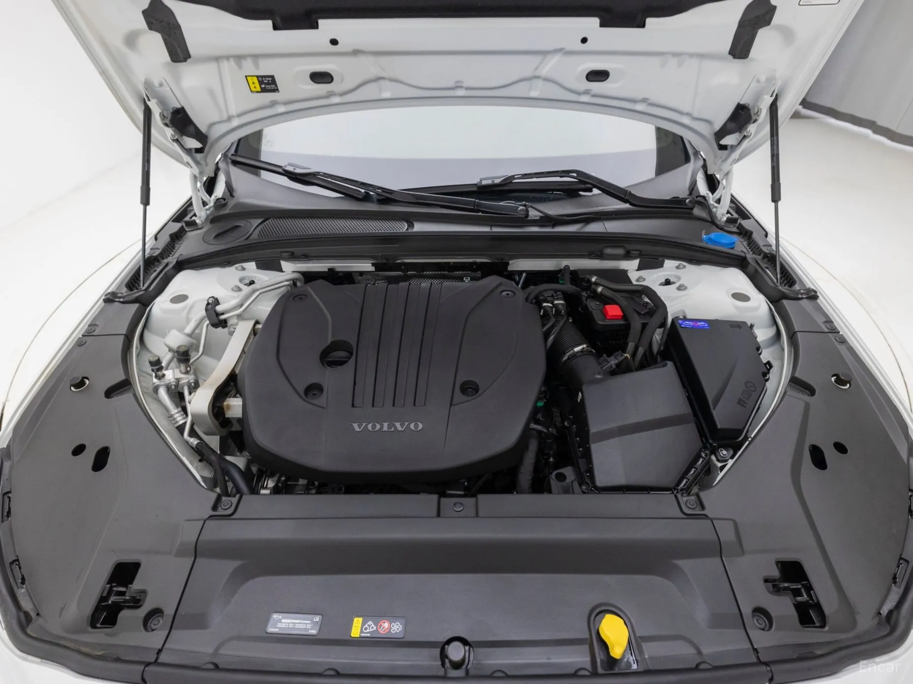 Volvo S90 превью 6