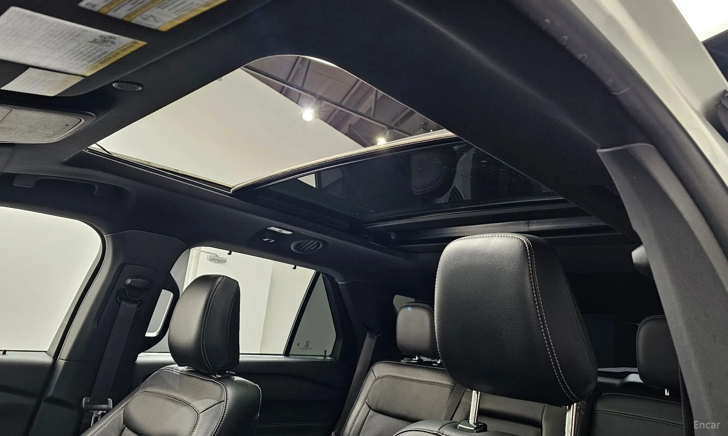 Ford Explorer 6th Generation превью 19