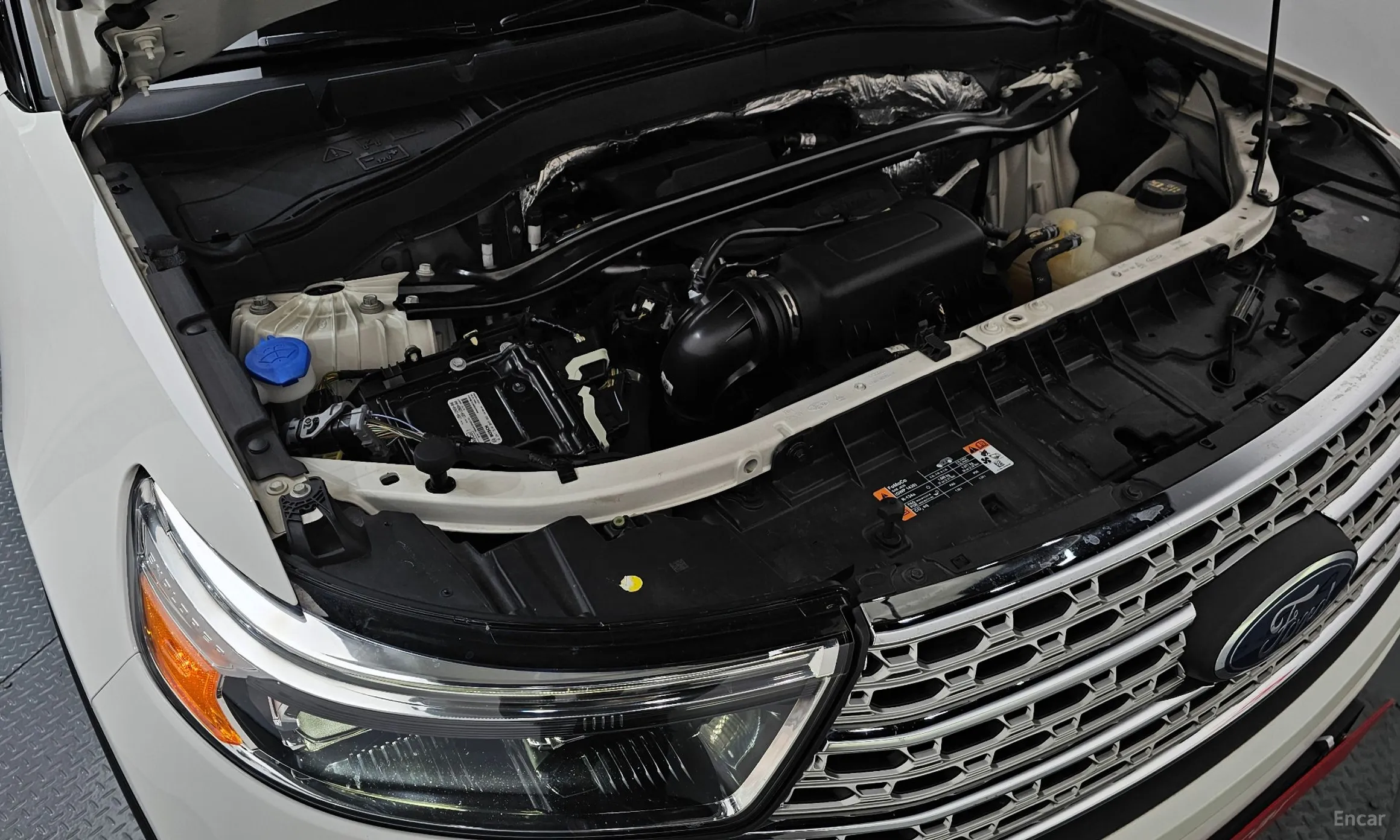 Ford Explorer 6th Generation превью 6