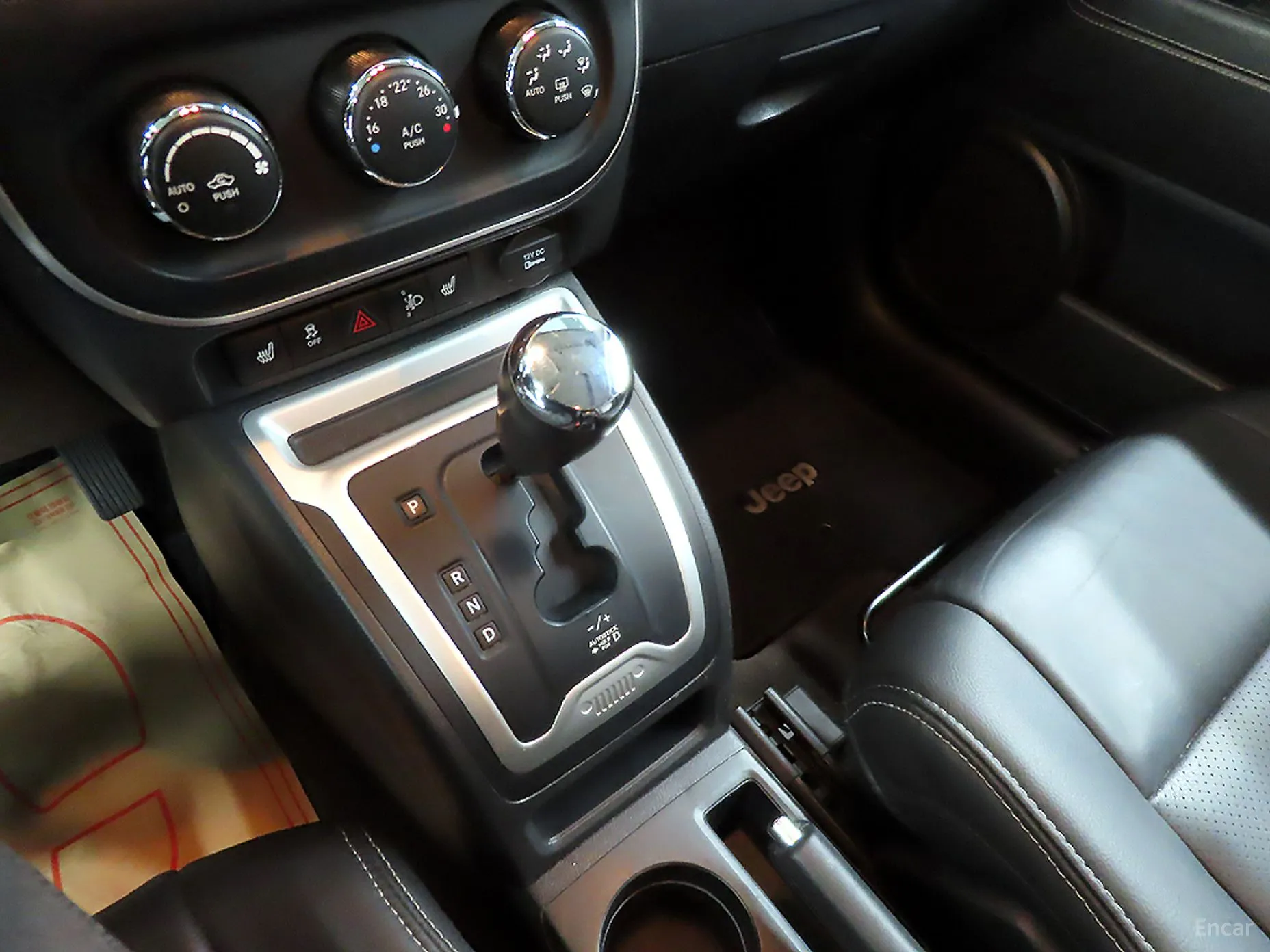 Jeep Compass превью 14