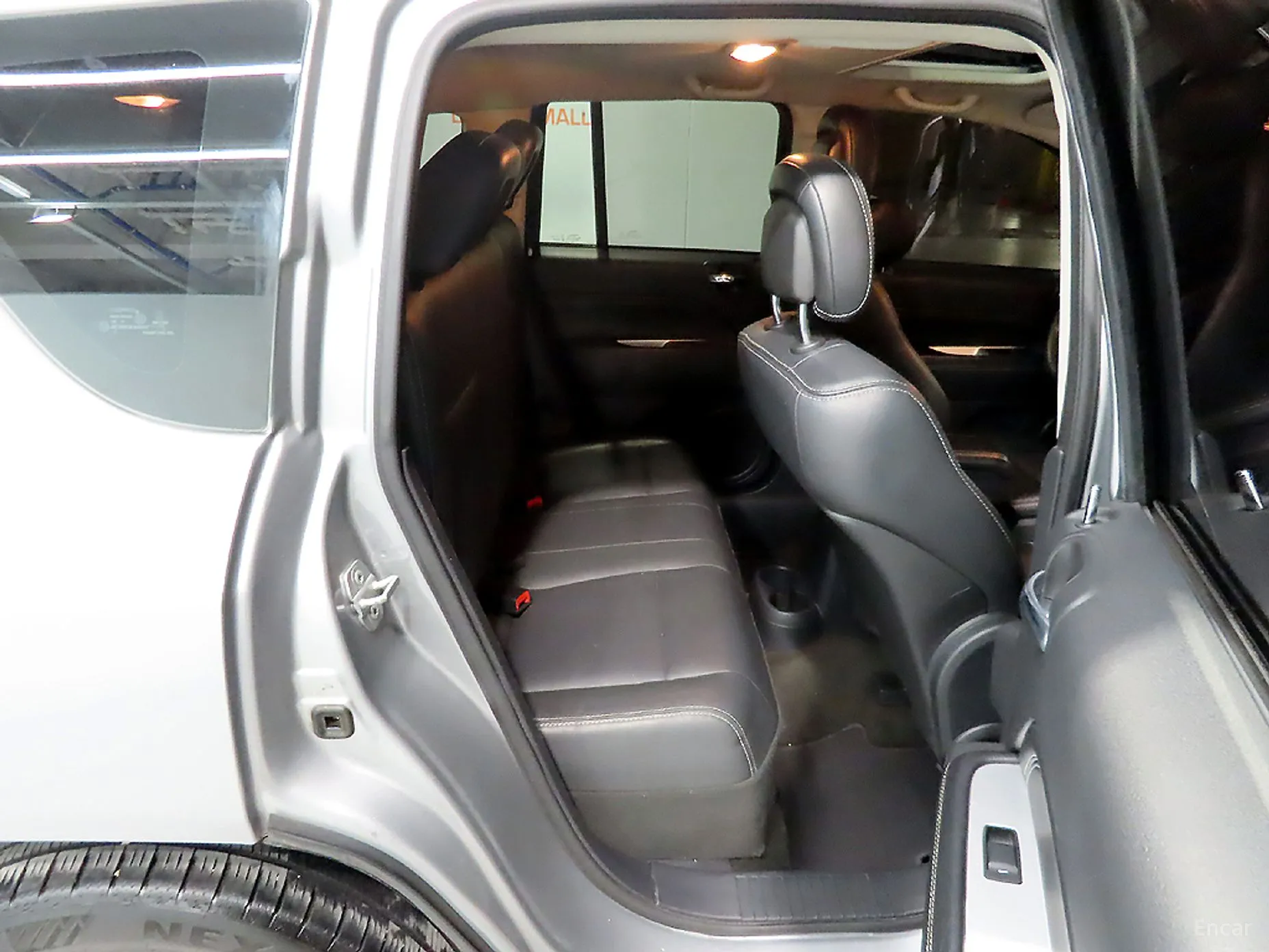 Jeep Compass превью 8