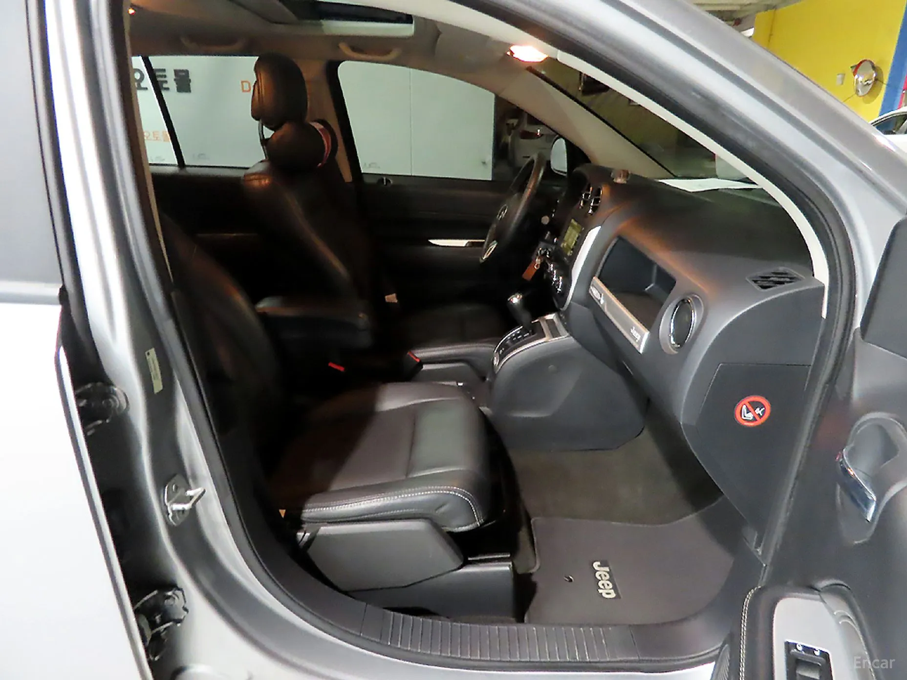 Jeep Compass превью 9