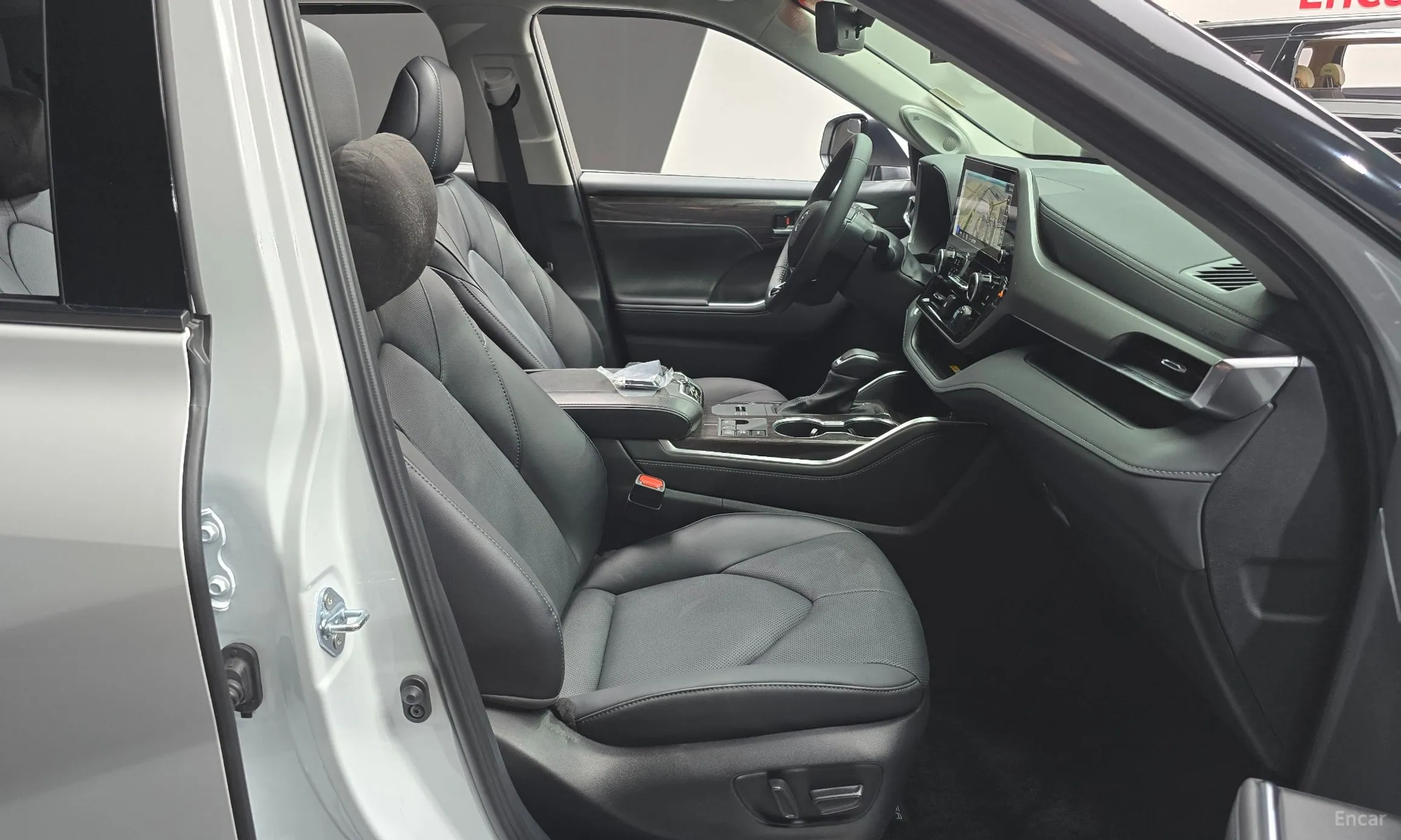Toyota Highlander 4th generation превью 10