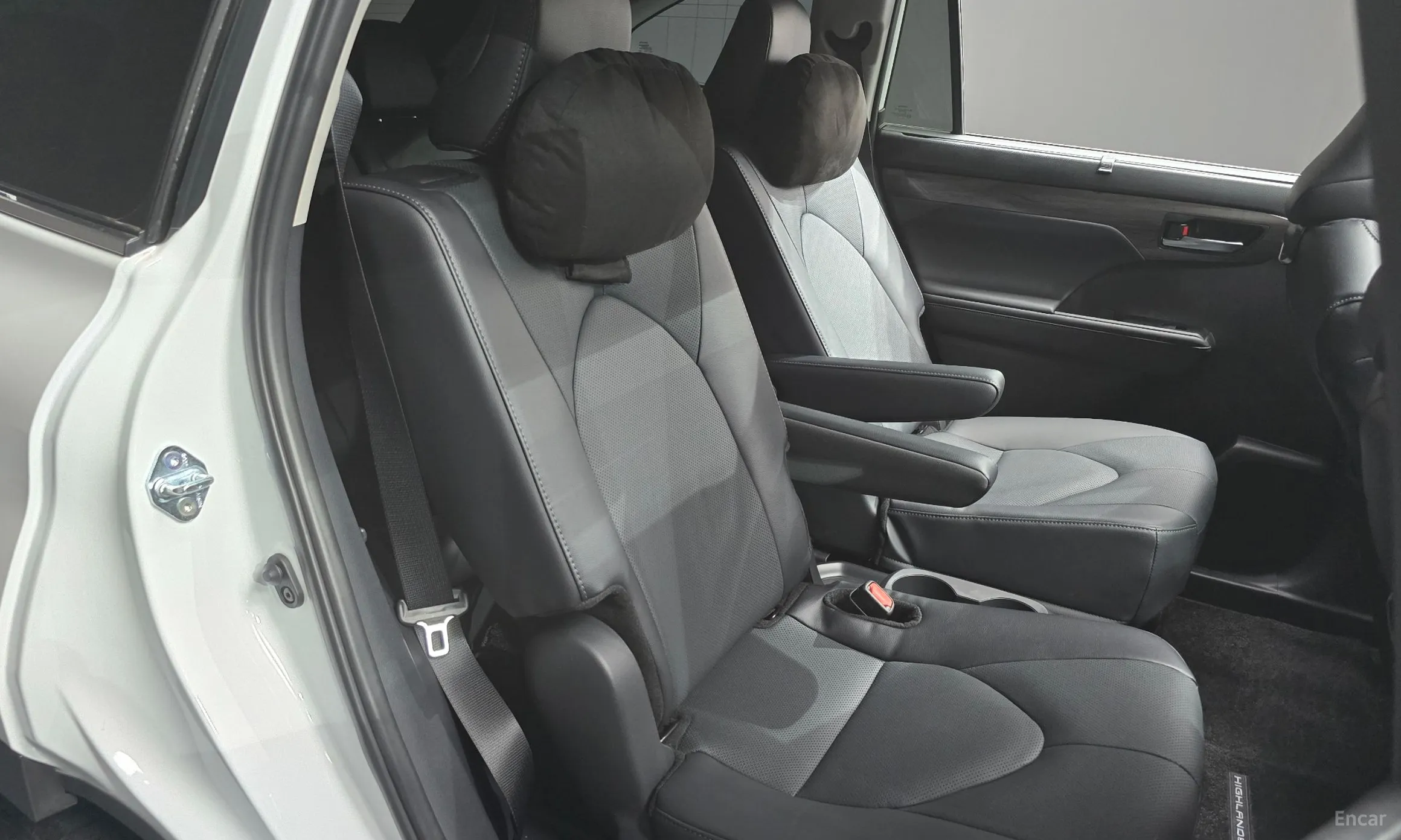 Toyota Highlander 4th generation превью 12