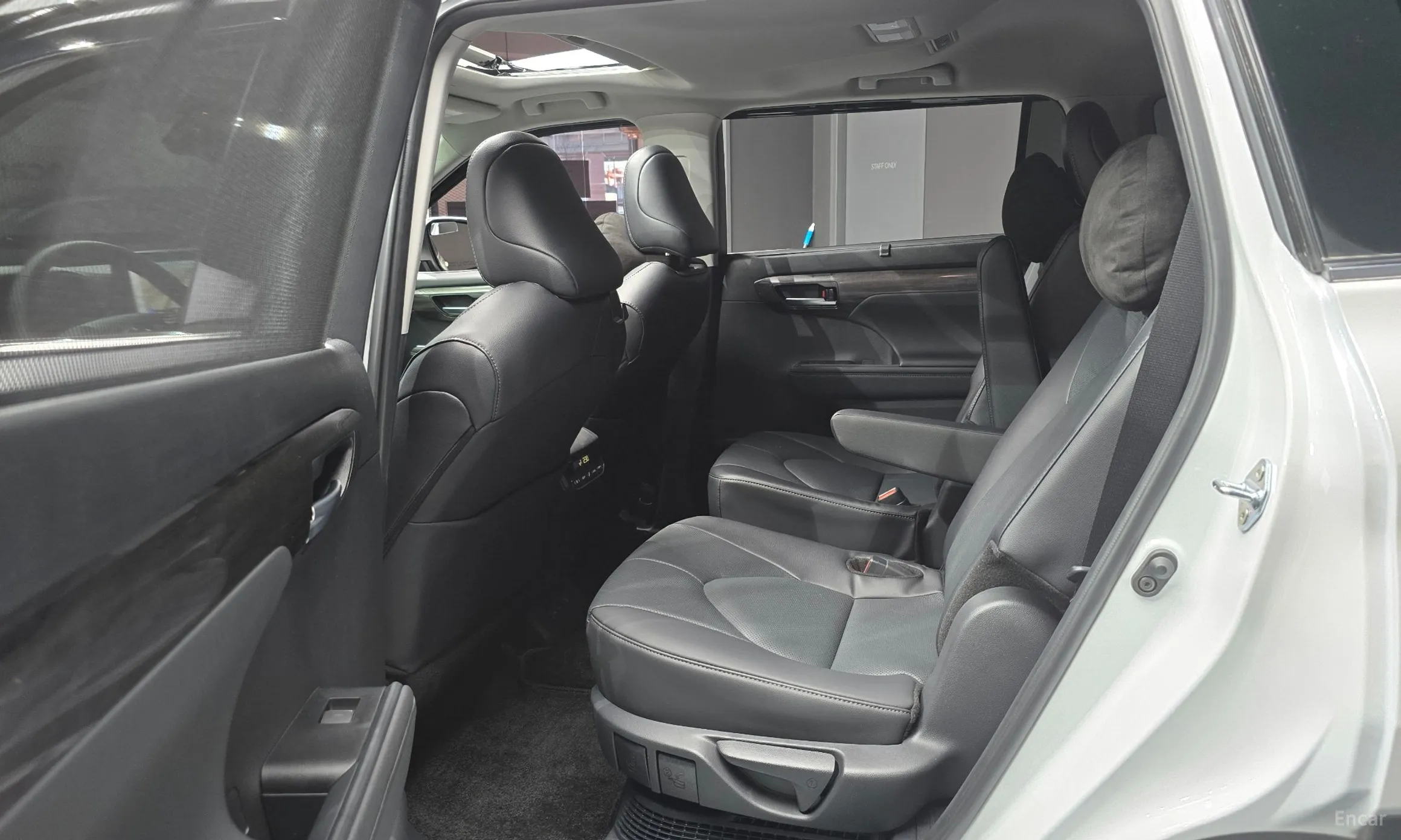 Toyota Highlander 4th generation превью 13
