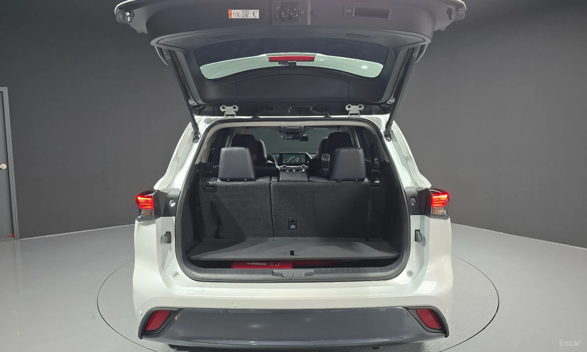 Toyota Highlander 4th generation превью 20