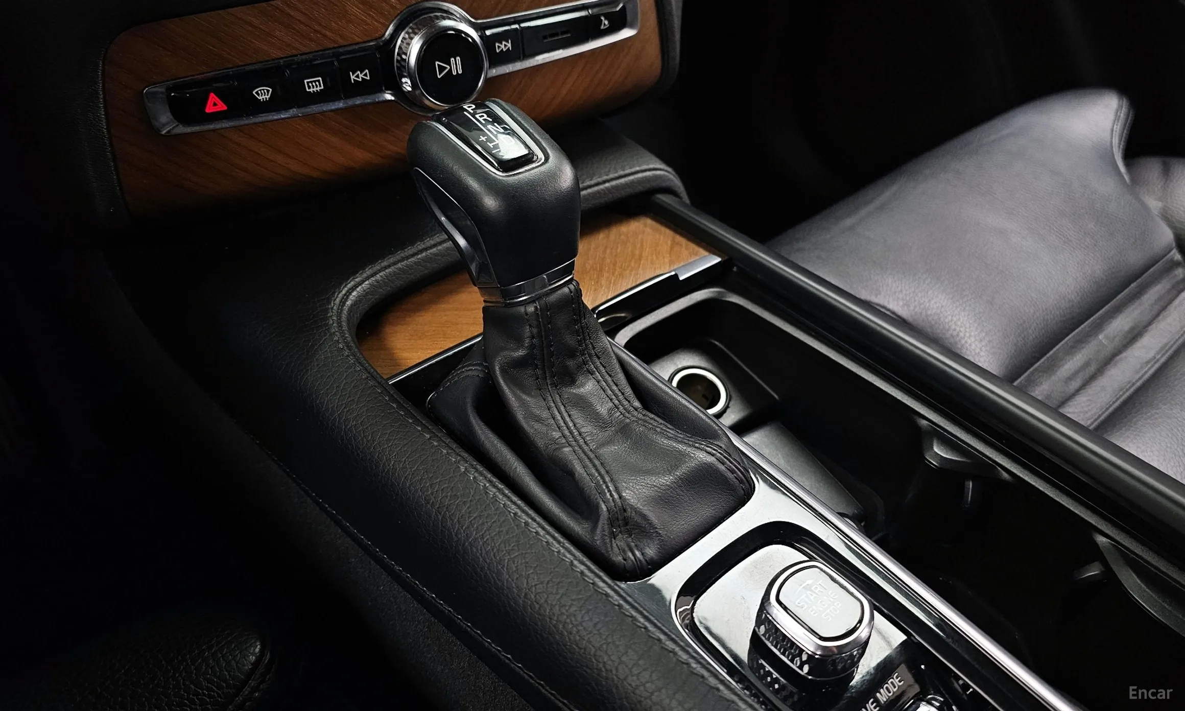 Volvo XC90 Gen 2 превью 9