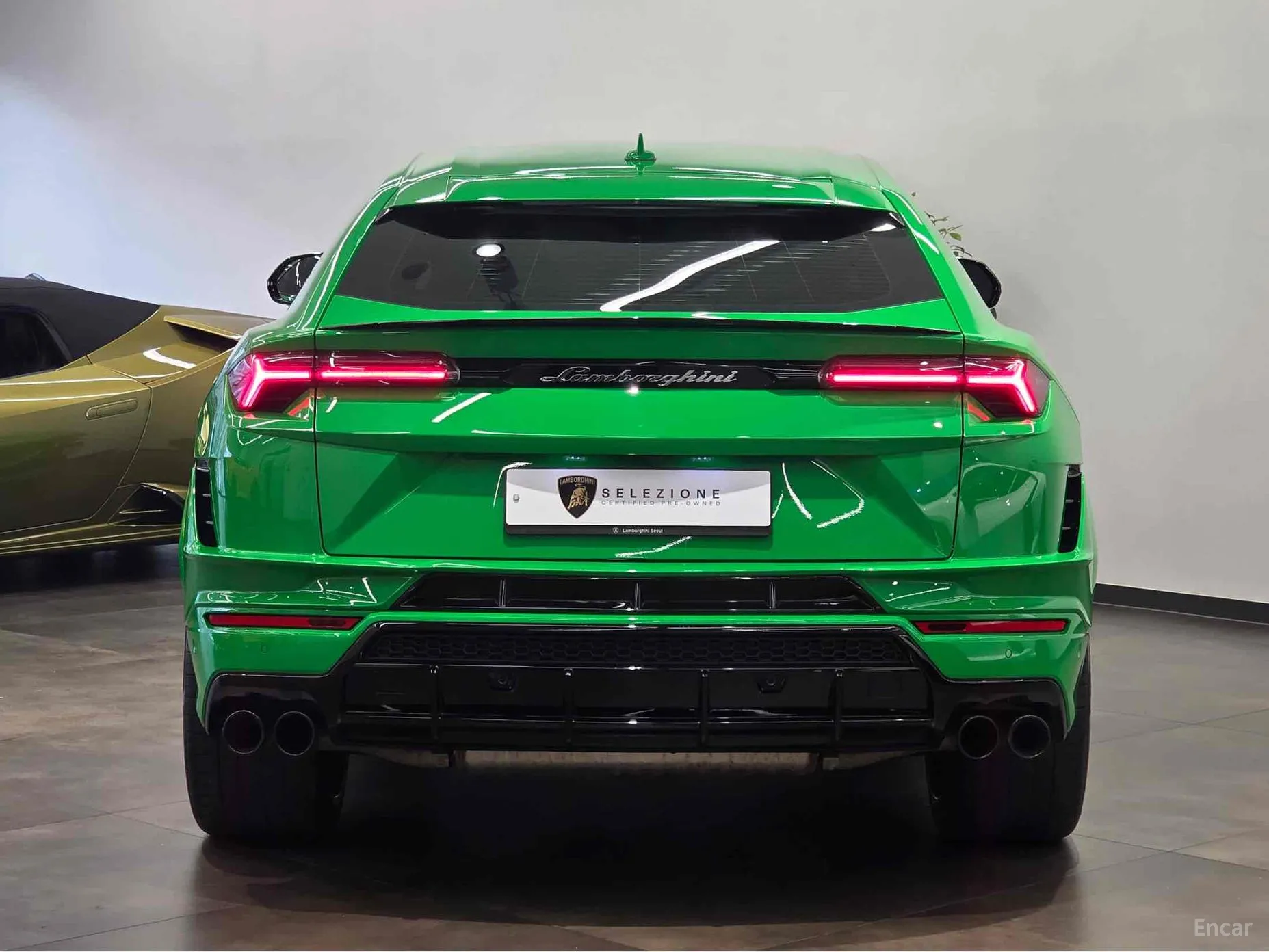 Lamborghini Urus превью 3