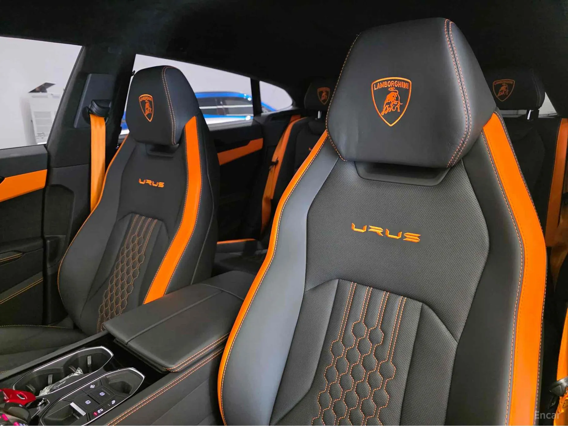 Lamborghini Urus превью 8