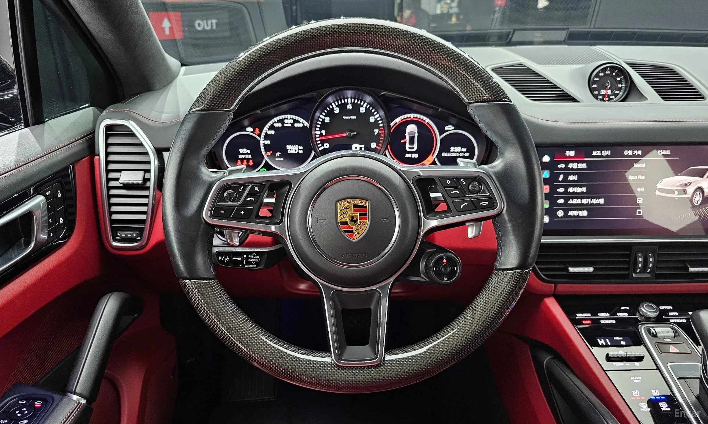 Porsche Cayenne (PO536) превью 13