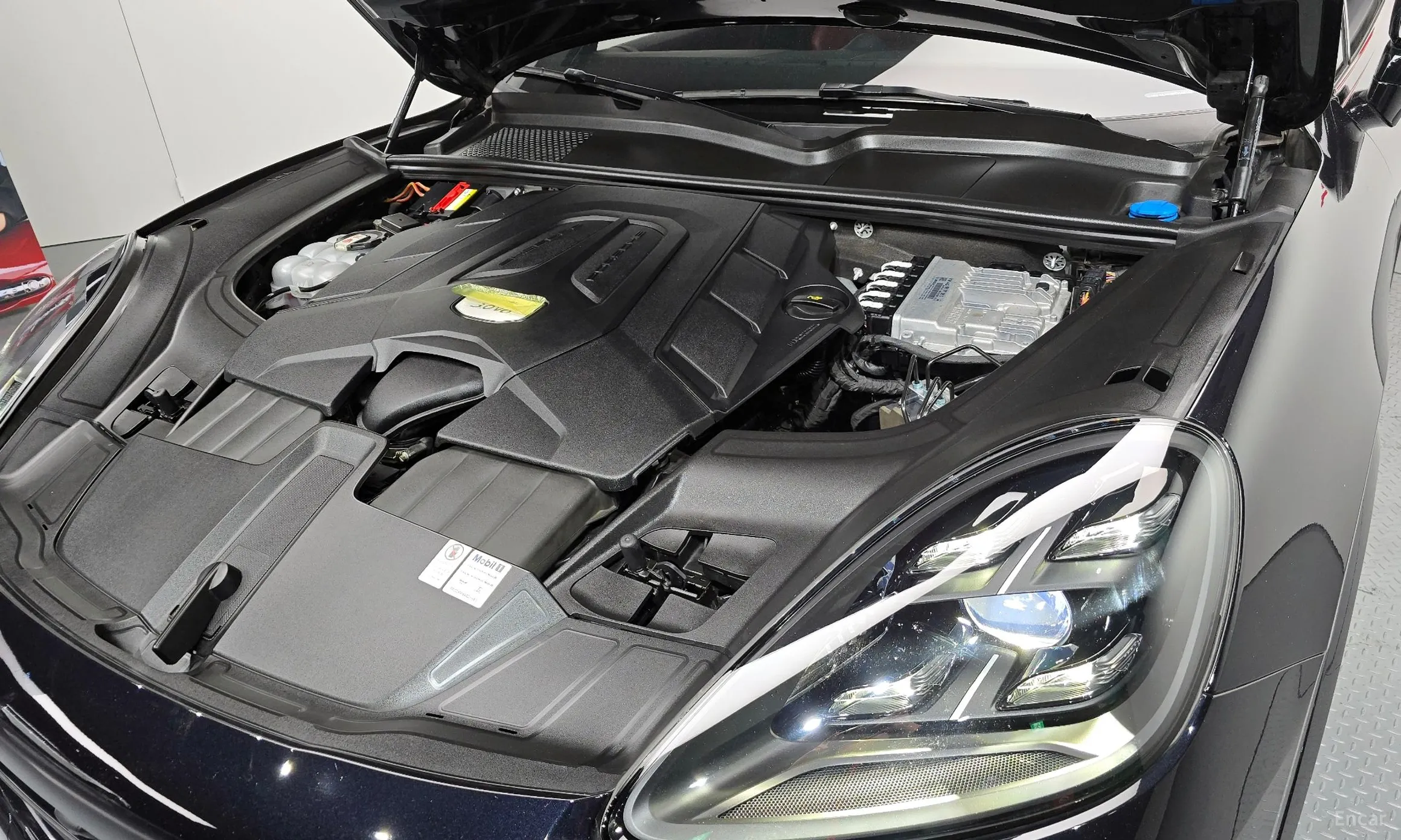 Porsche Cayenne (PO536) превью 6