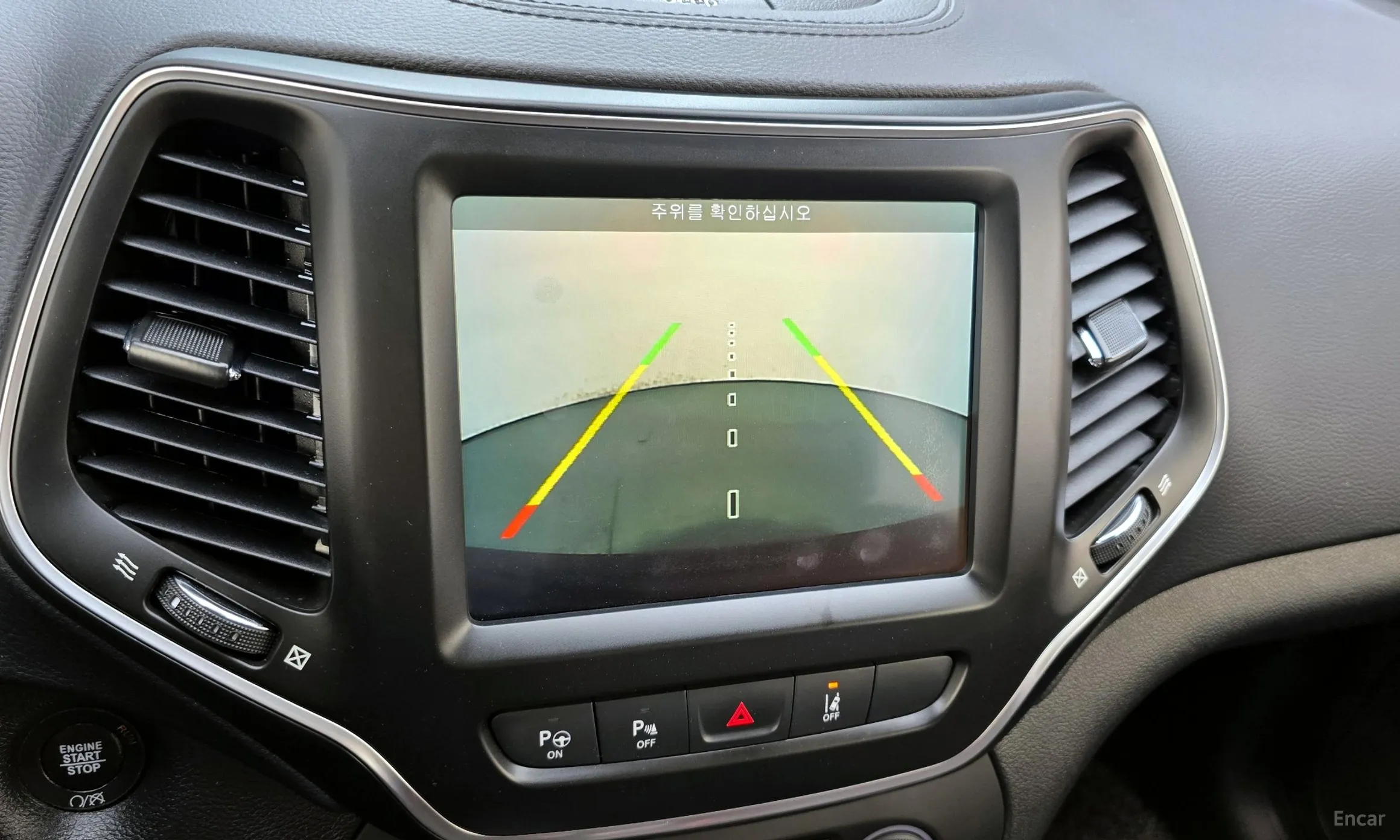 Jeep Cherokee (KL) превью 16