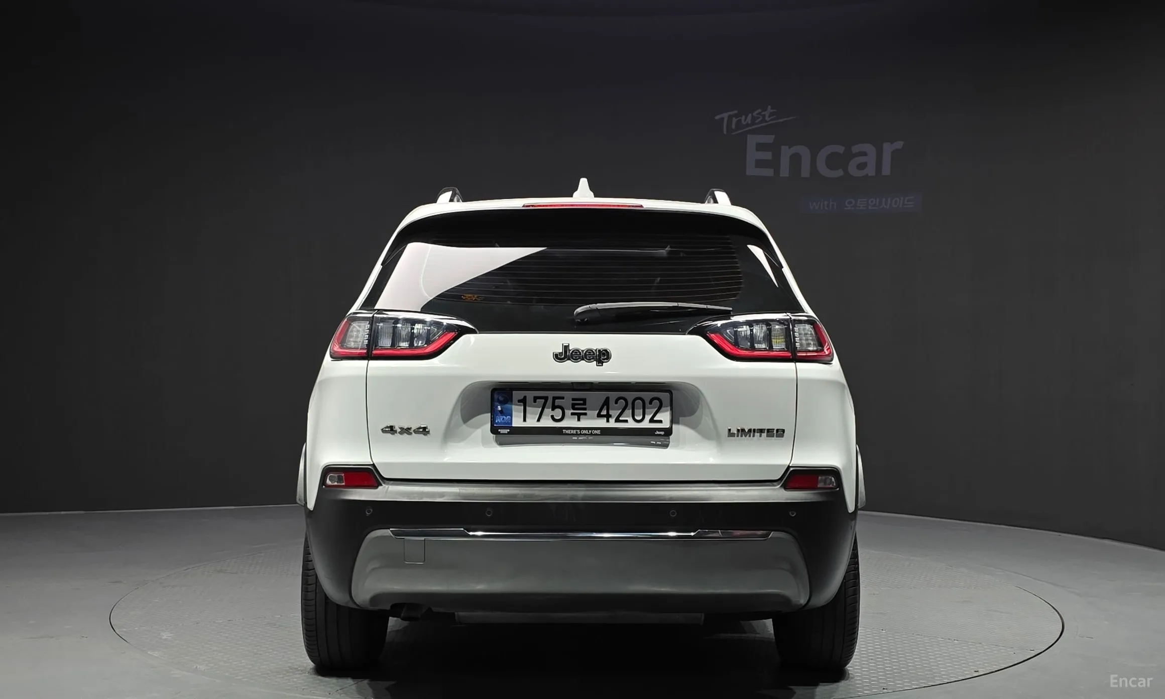Jeep Cherokee (KL) превью 4