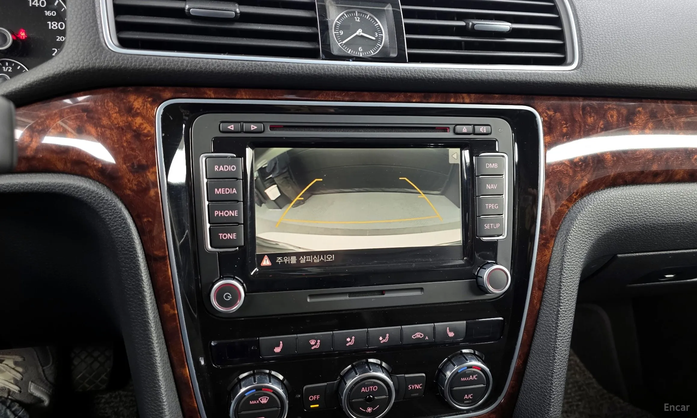Volkswagen The New Passat превью 15
