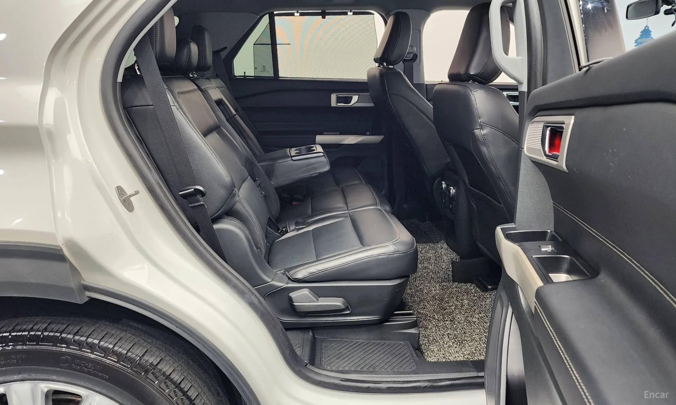 Ford Explorer 6th Generation превью 12