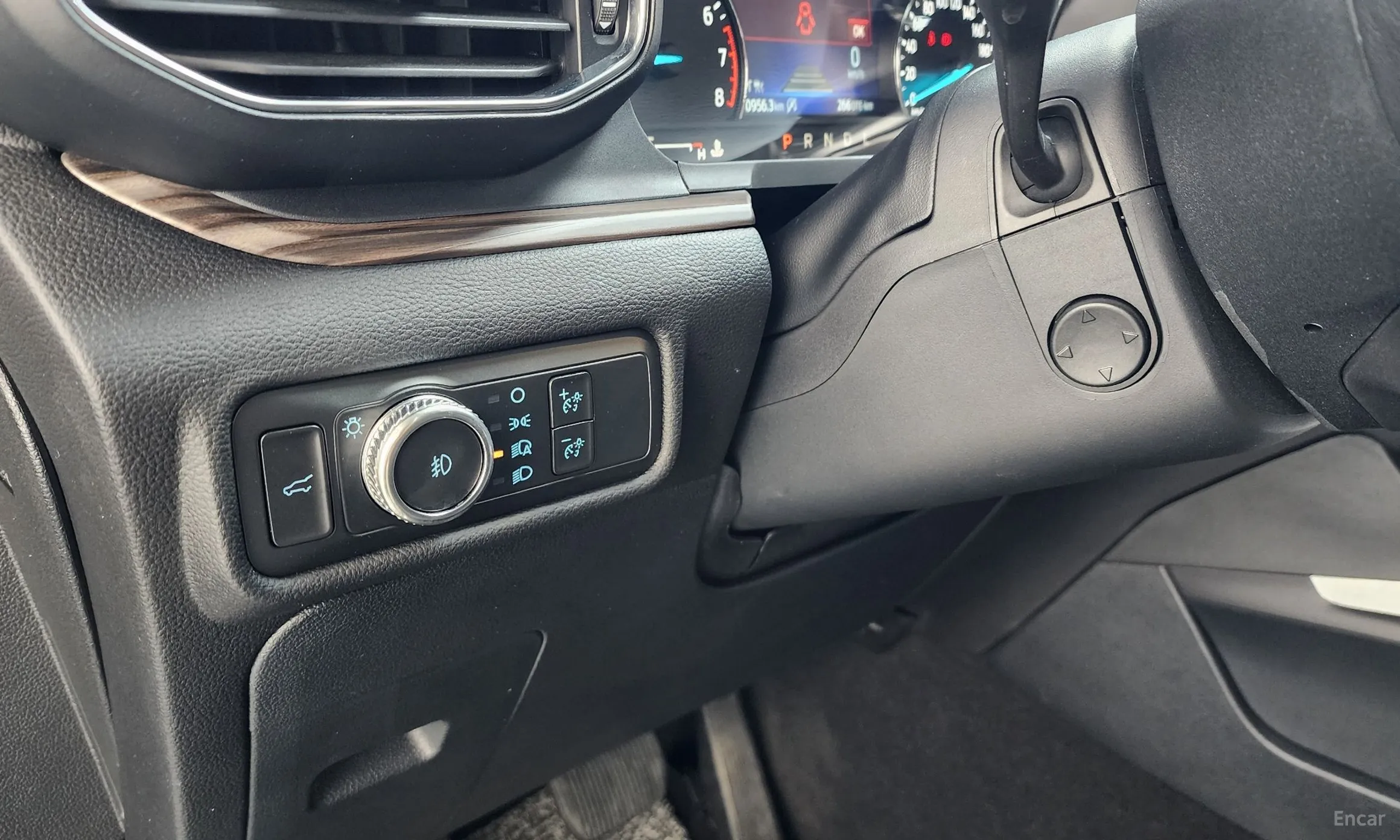 Ford Explorer 6th Generation превью 14