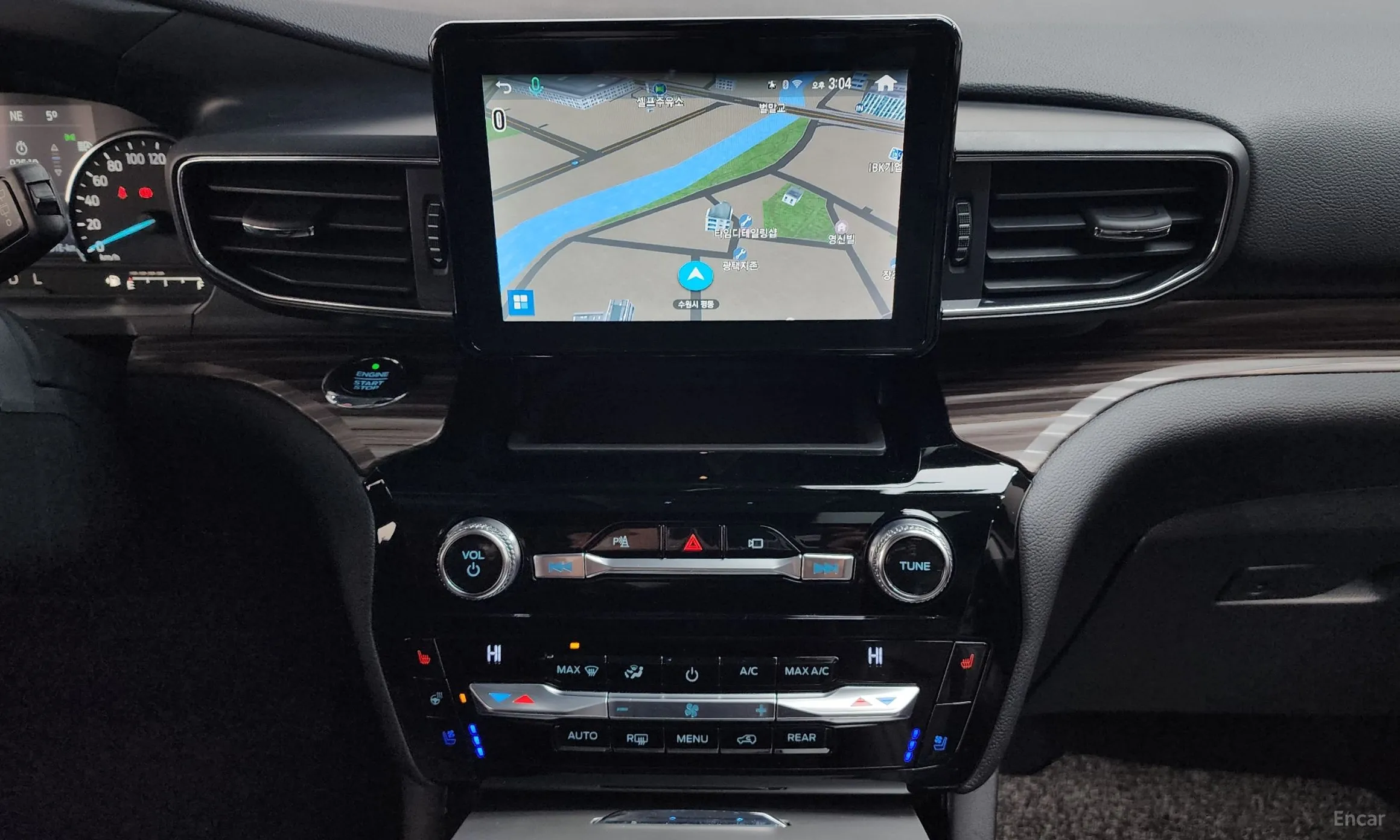Ford Explorer 6th Generation превью 15