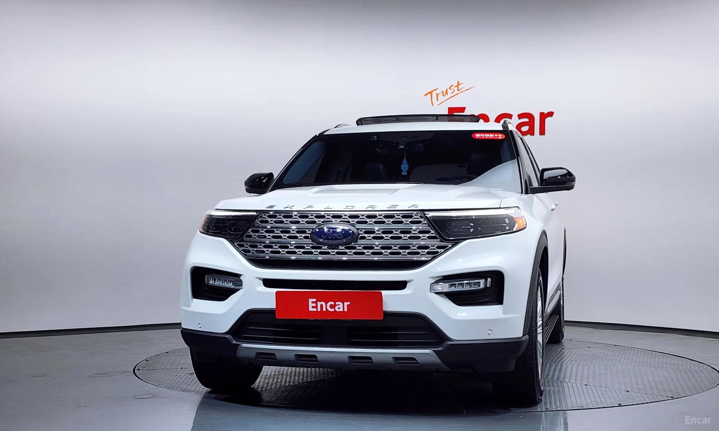 Ford Explorer 6th Generation превью 3