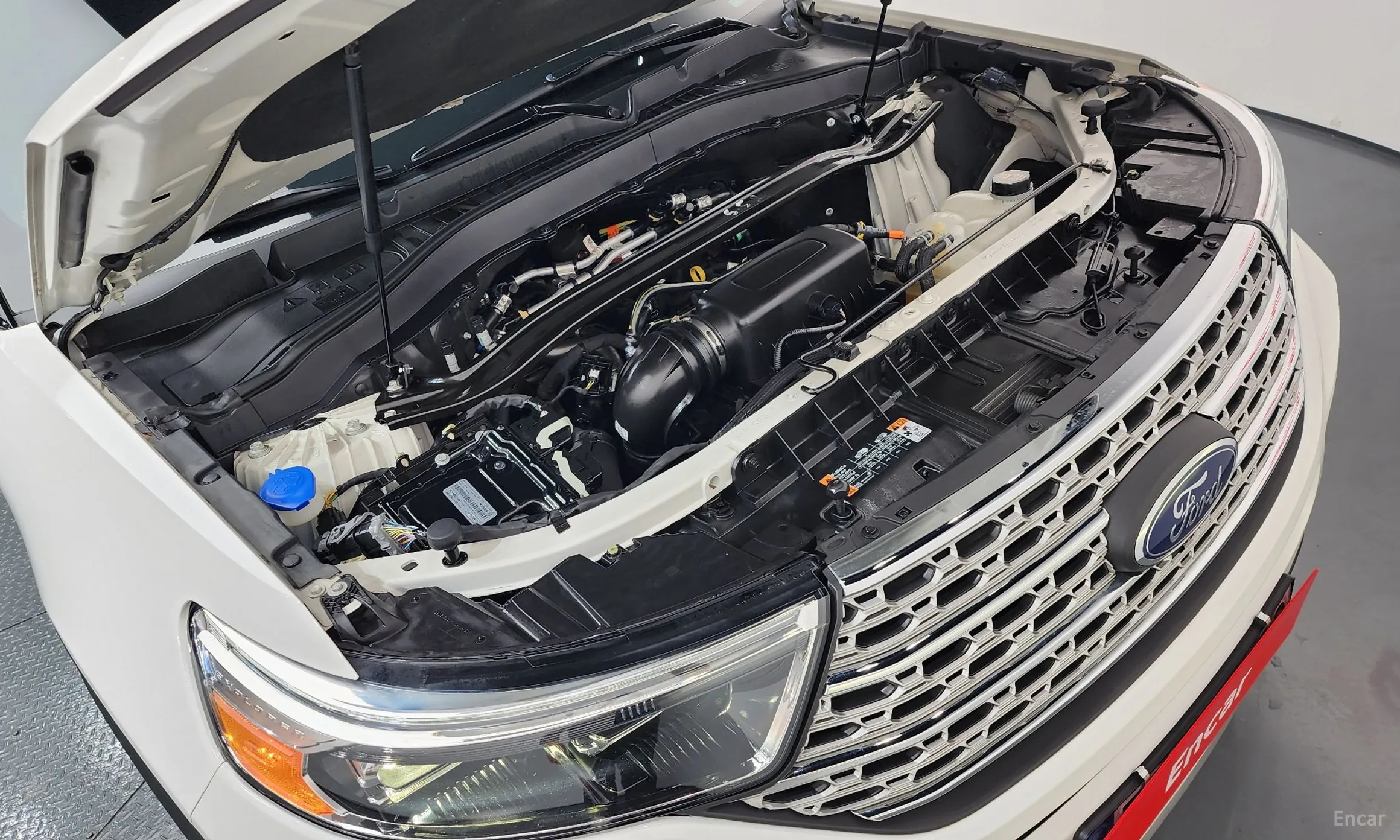 Ford Explorer 6th Generation превью 6