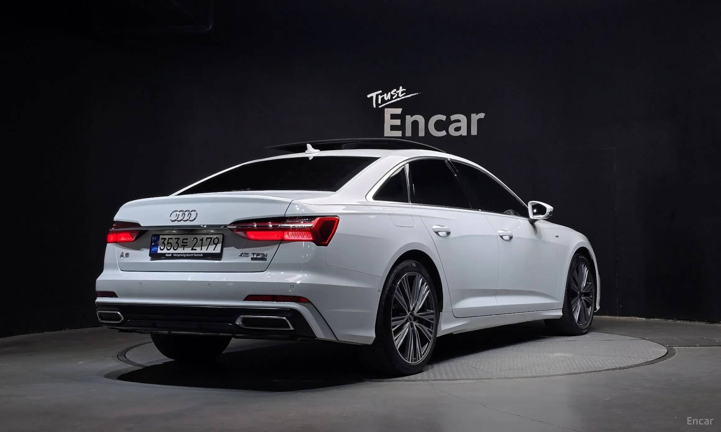 Audi A6 (C8) превью 2