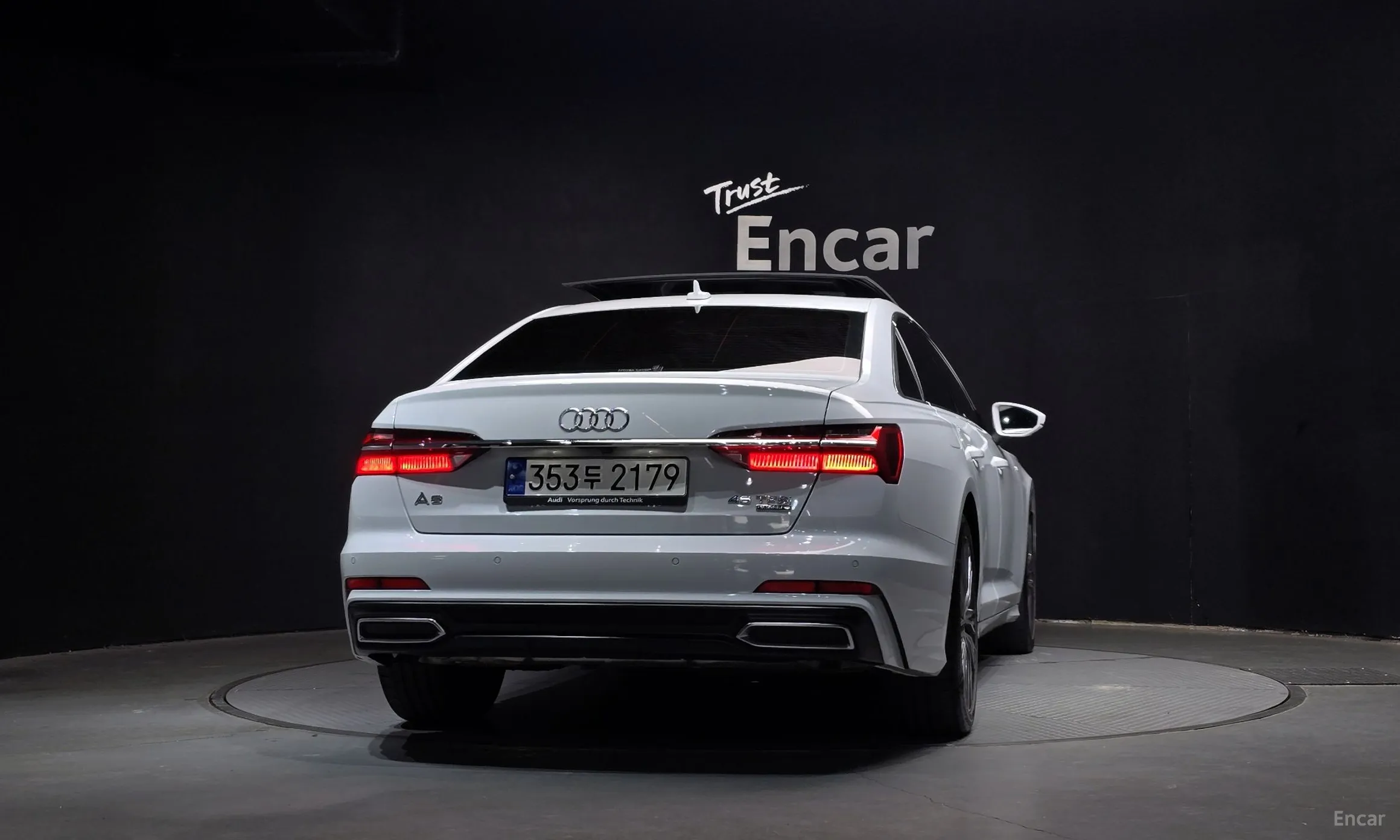 Audi A6 (C8) превью 4