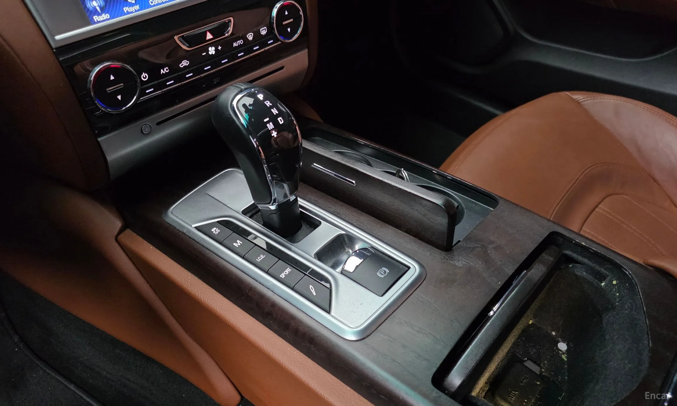 Maserati Quattroporte превью 9